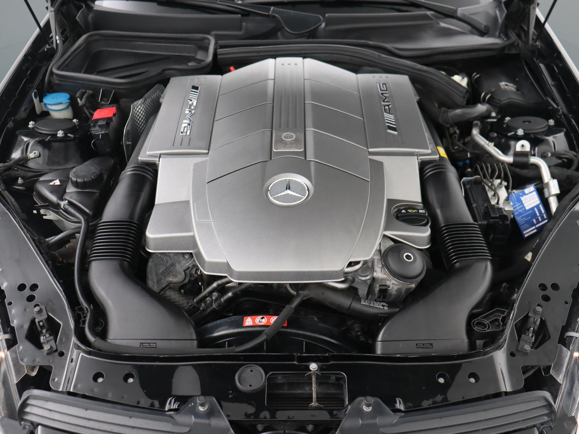 Mercedes-Benz SLK AMG 55 18