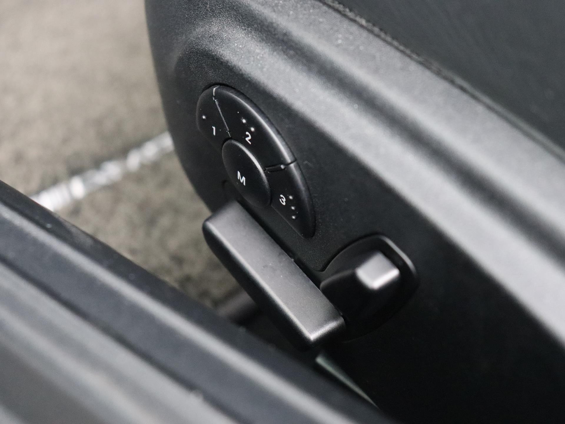 Mercedes-Benz SLK AMG 55 21