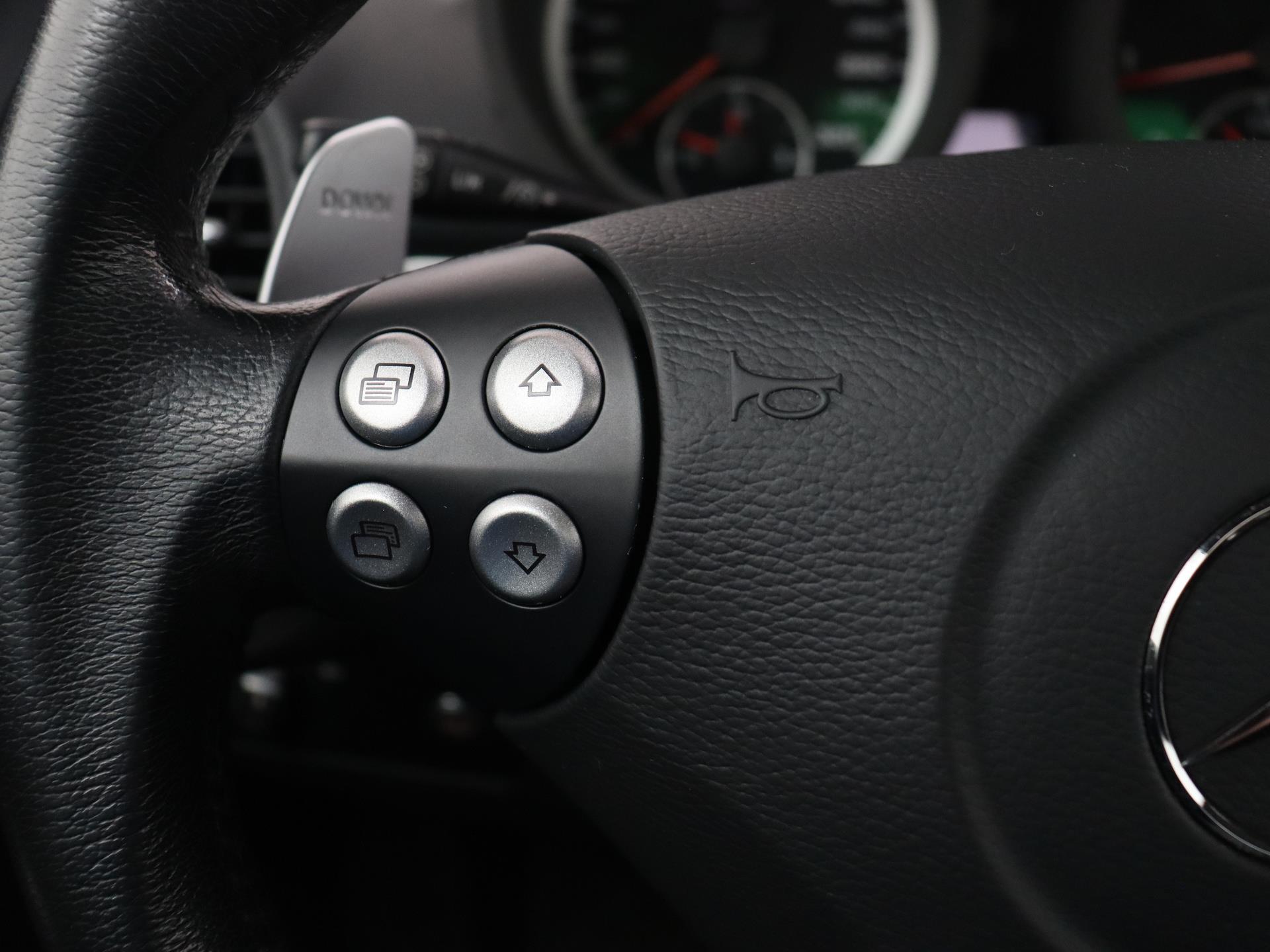 Mercedes-Benz SLK AMG 55 28