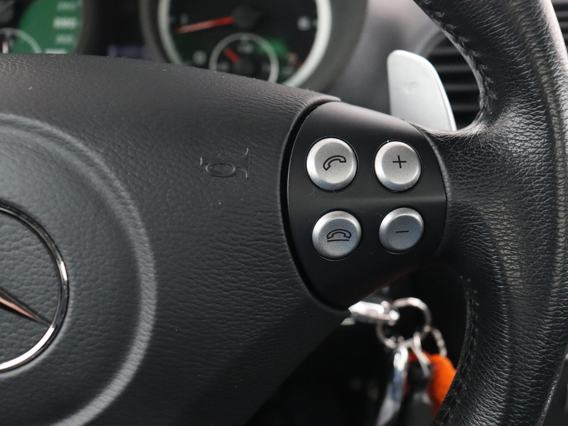 Mercedes-Benz SLK AMG 55 29