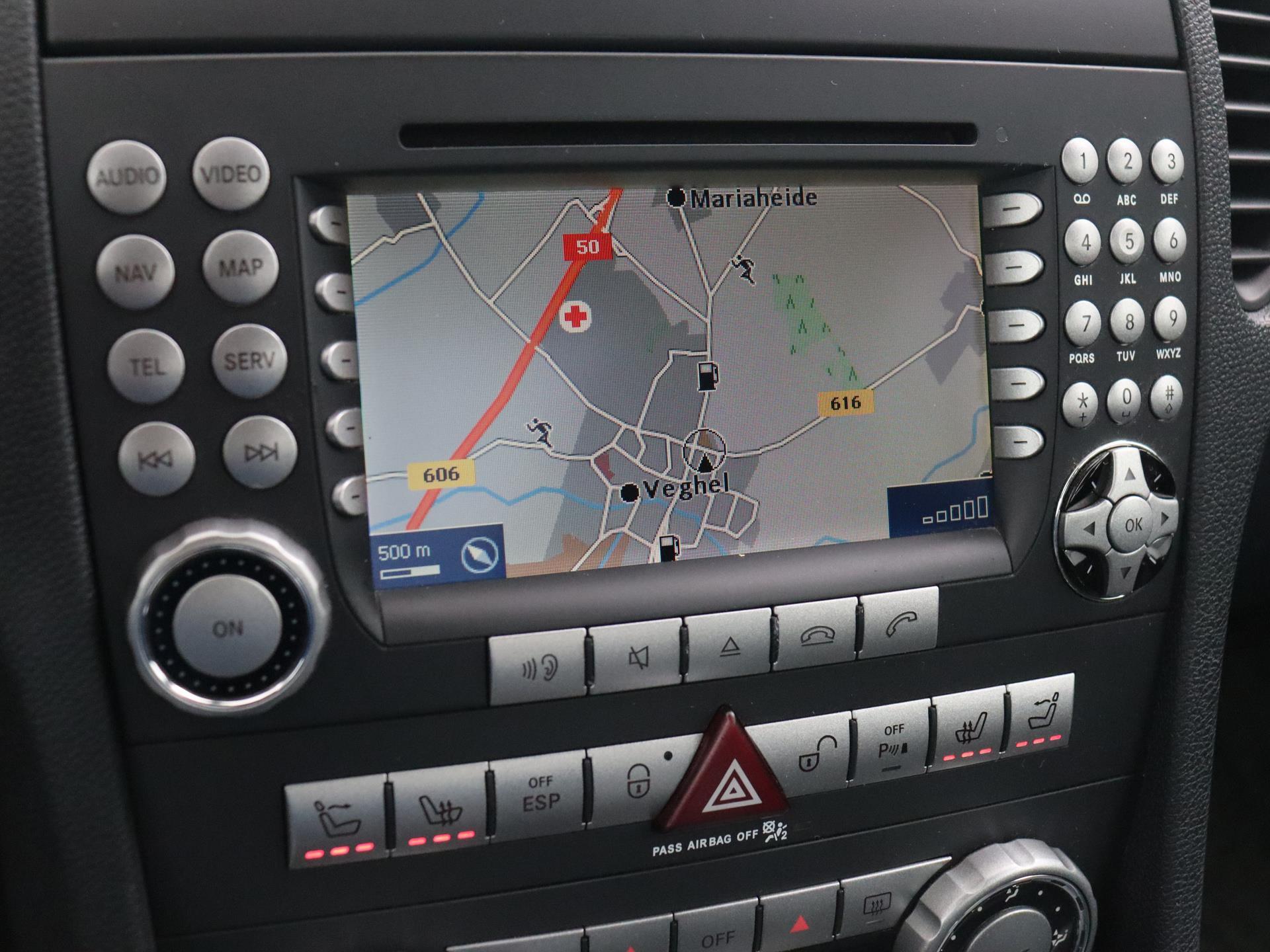 Mercedes-Benz SLK AMG 55 32