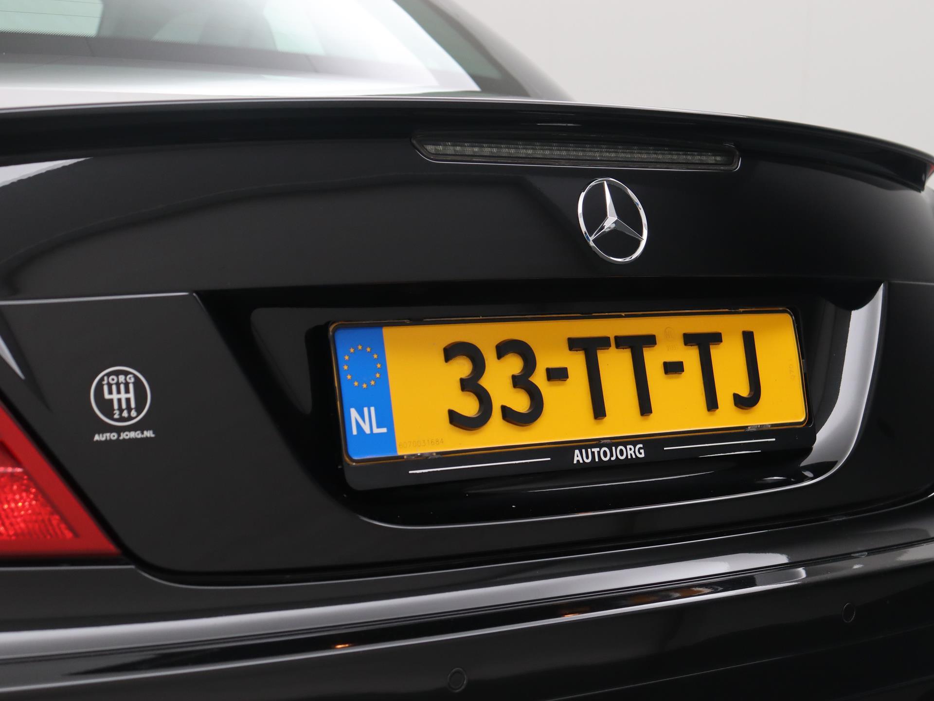 Mercedes-Benz SLK AMG 55 9