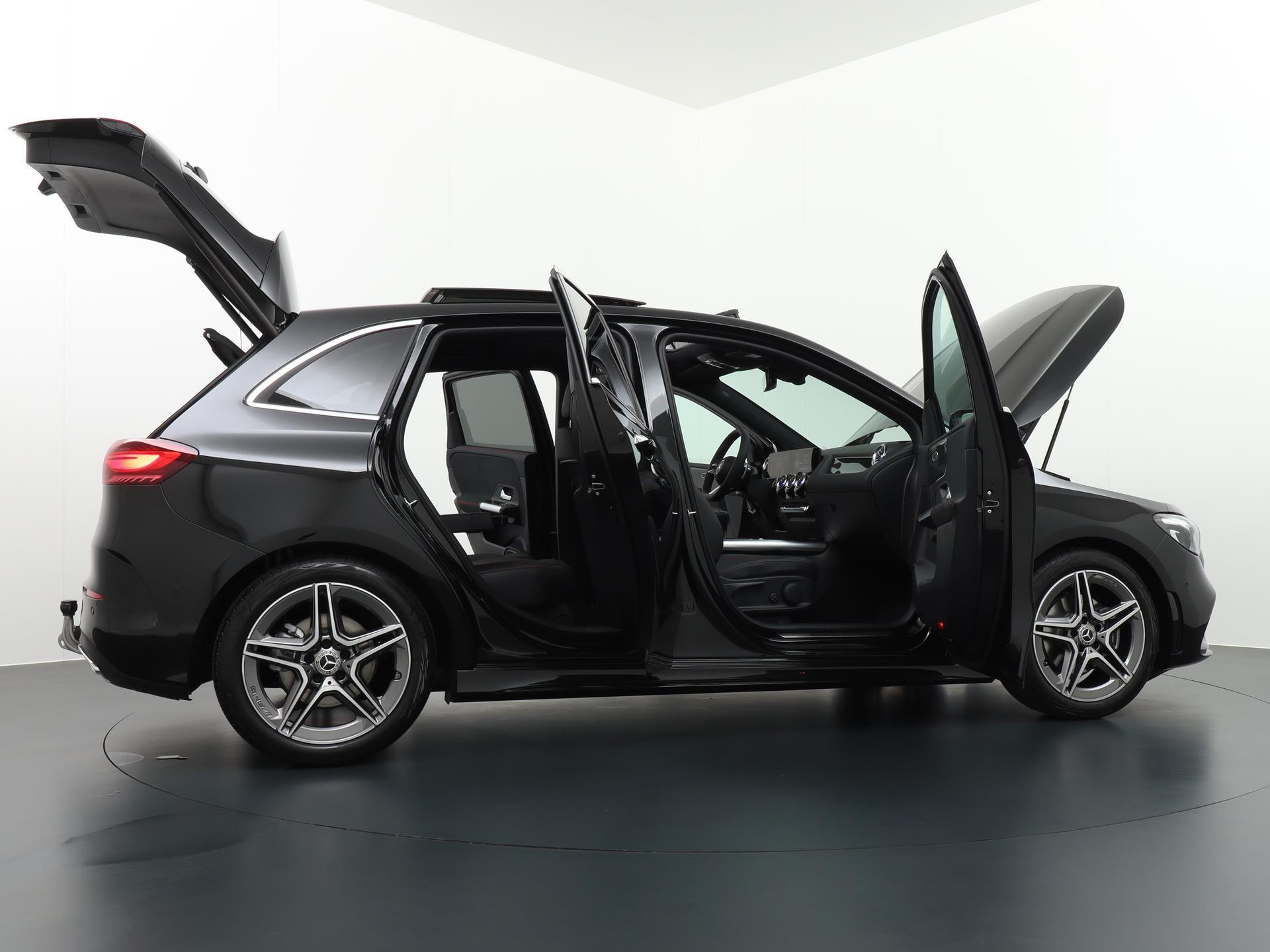 Mercedes-Benz B-Klasse 200 AMG Line 14