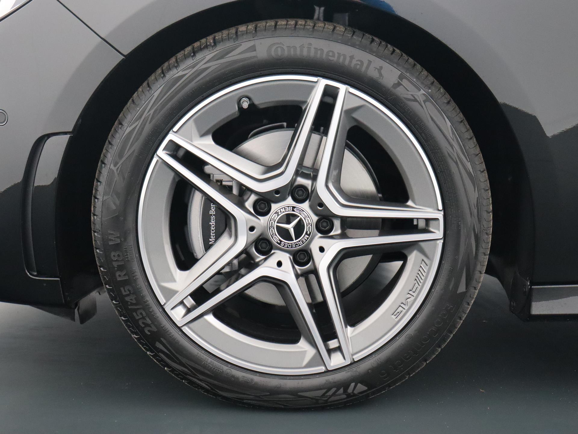 Mercedes-Benz B-Klasse 200 AMG Line 21