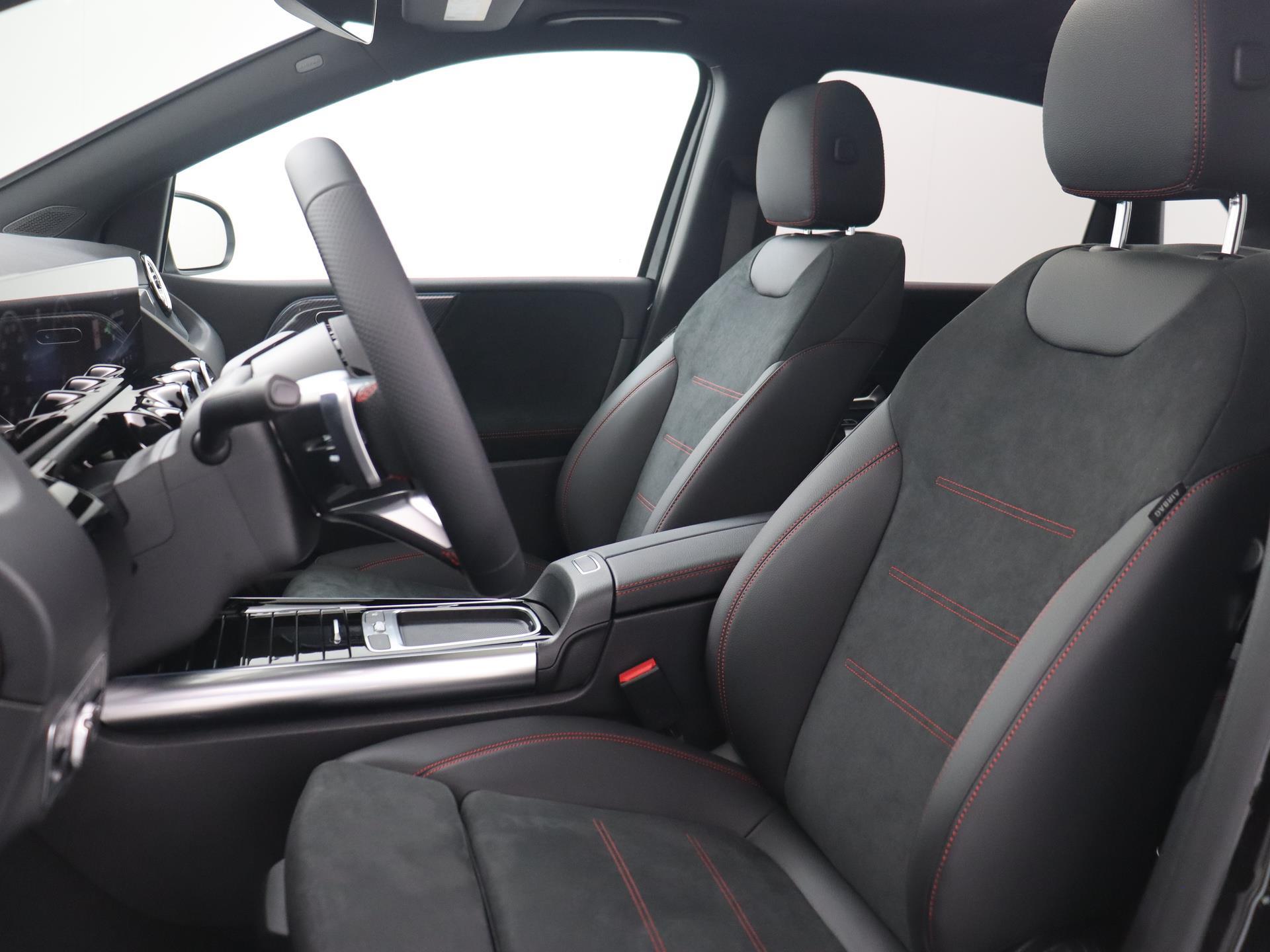 Mercedes-Benz B-Klasse 200 AMG Line 24