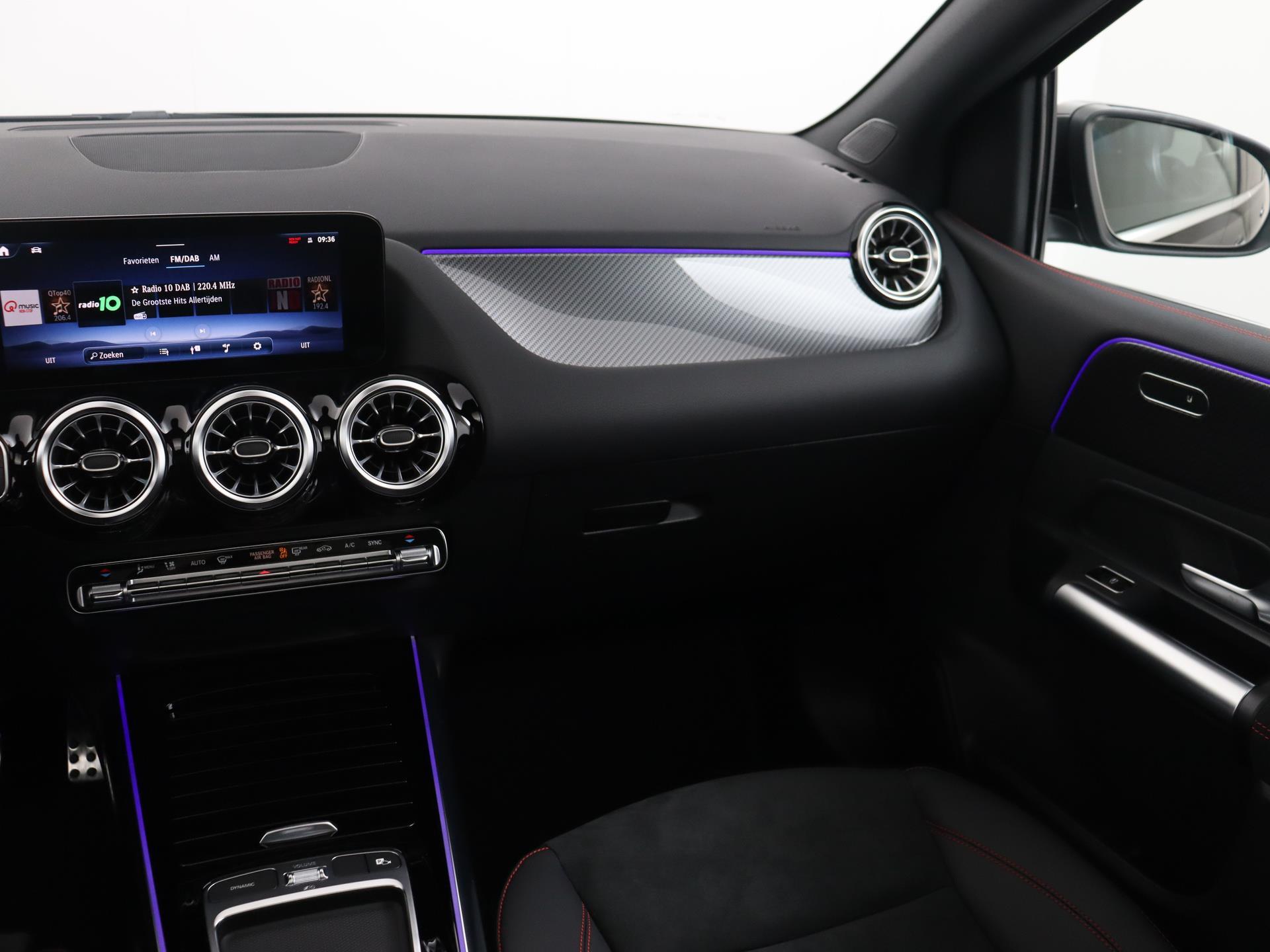 Mercedes-Benz B-Klasse 200 AMG Line 30