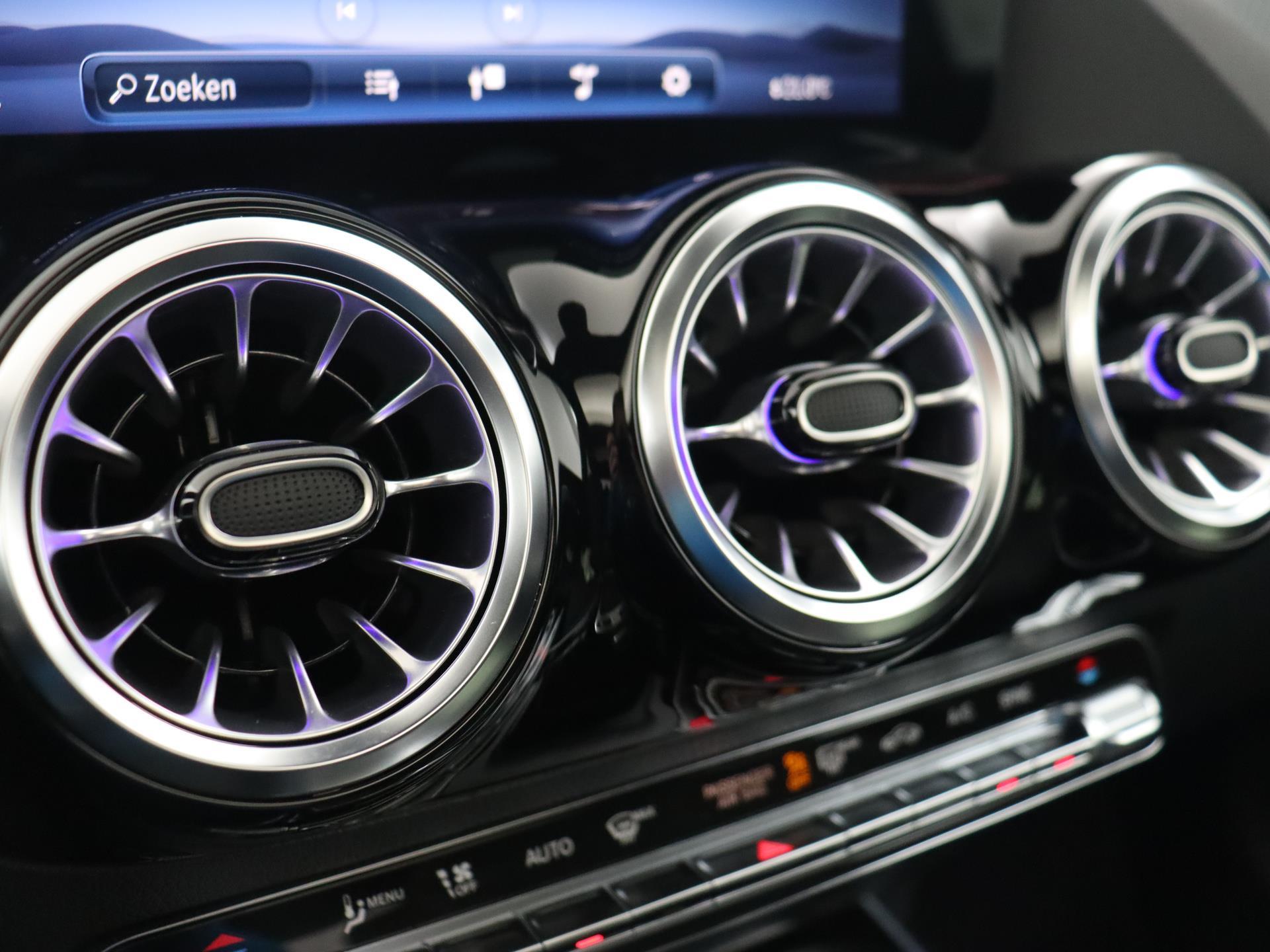 Mercedes-Benz B-Klasse 200 AMG Line 49