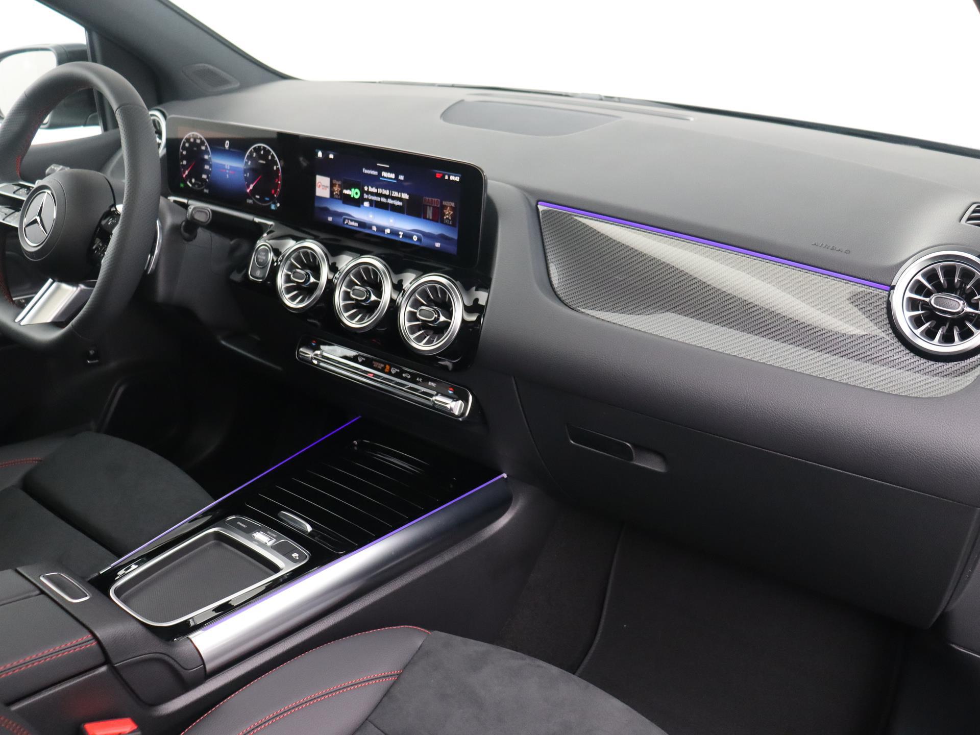 Mercedes-Benz B-Klasse 200 AMG Line 53