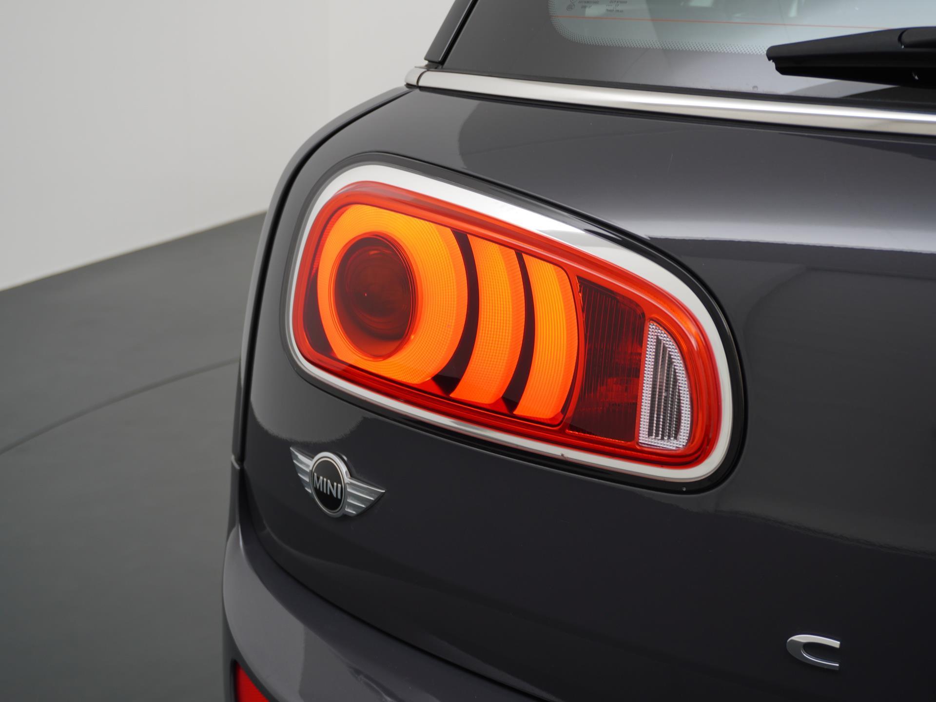 MINI Clubman 2.0 John Cooper Works ALL4 Chili 7