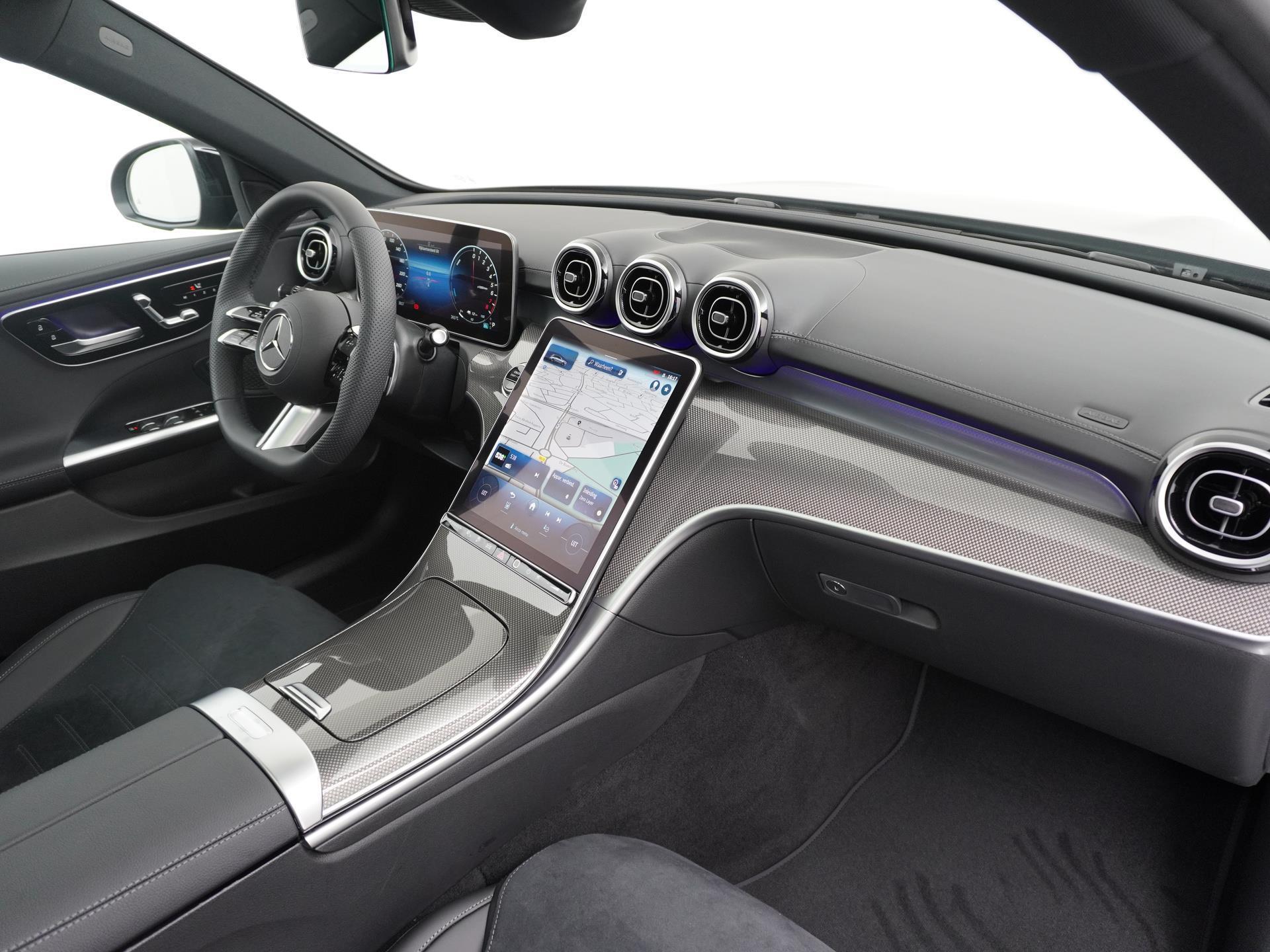 Mercedes-Benz C-Klasse Estate 300 e AMG Line 11