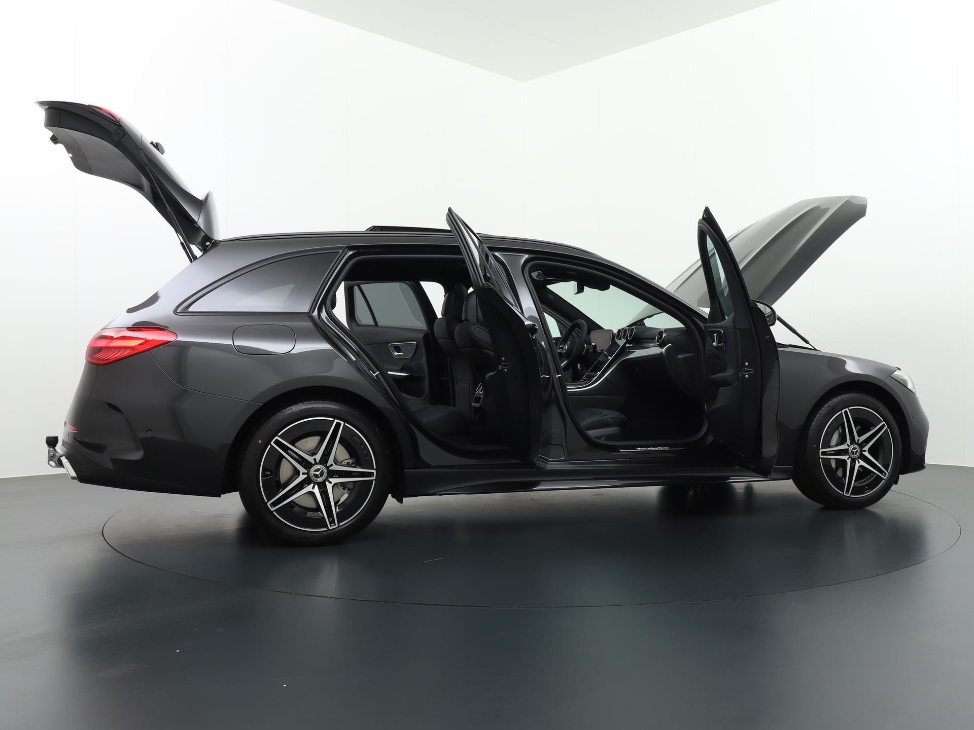 Mercedes-Benz C-Klasse Estate 300 e AMG Line 14