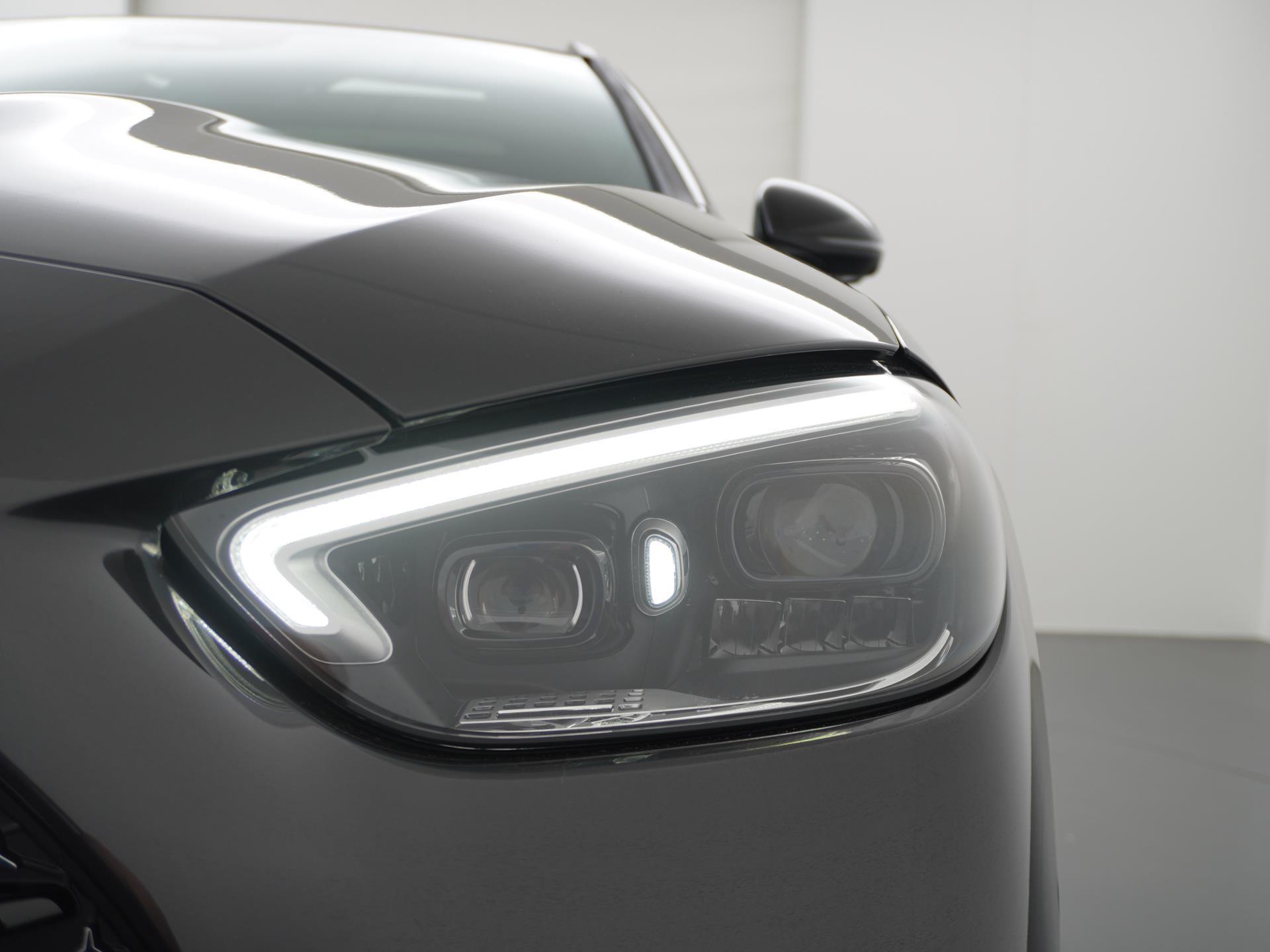 Mercedes-Benz C-Klasse Estate 300 e AMG Line 22