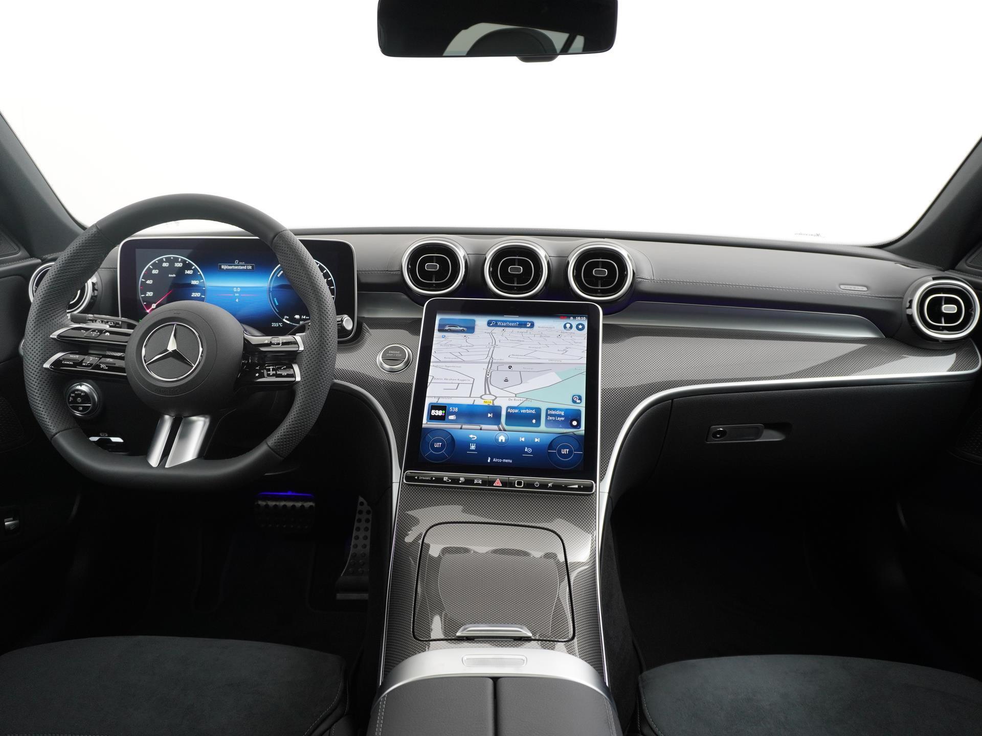 Mercedes-Benz C-Klasse Estate 300 e AMG Line 29