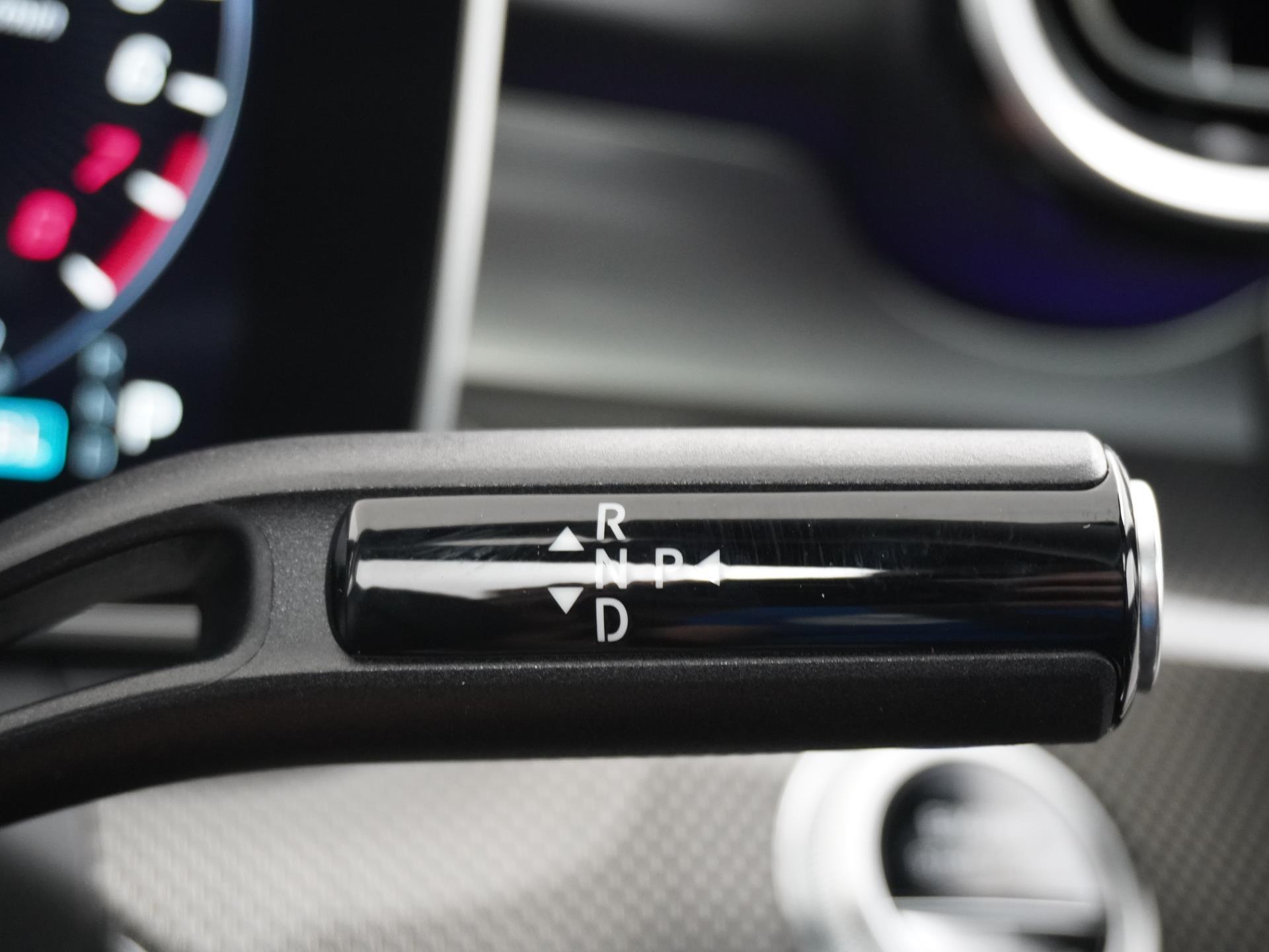 Mercedes-Benz C-Klasse Estate 300 e AMG Line 34