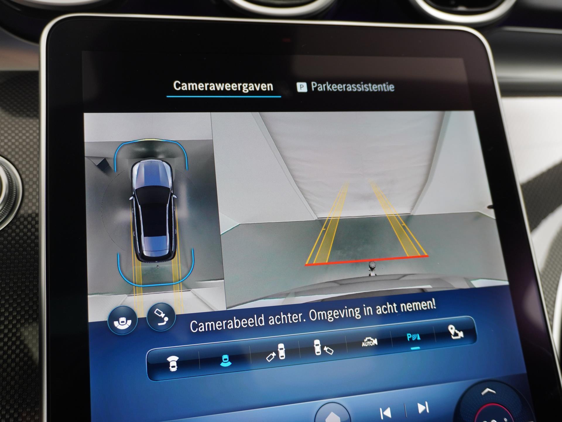 Mercedes-Benz C-Klasse Estate 300 e AMG Line 48