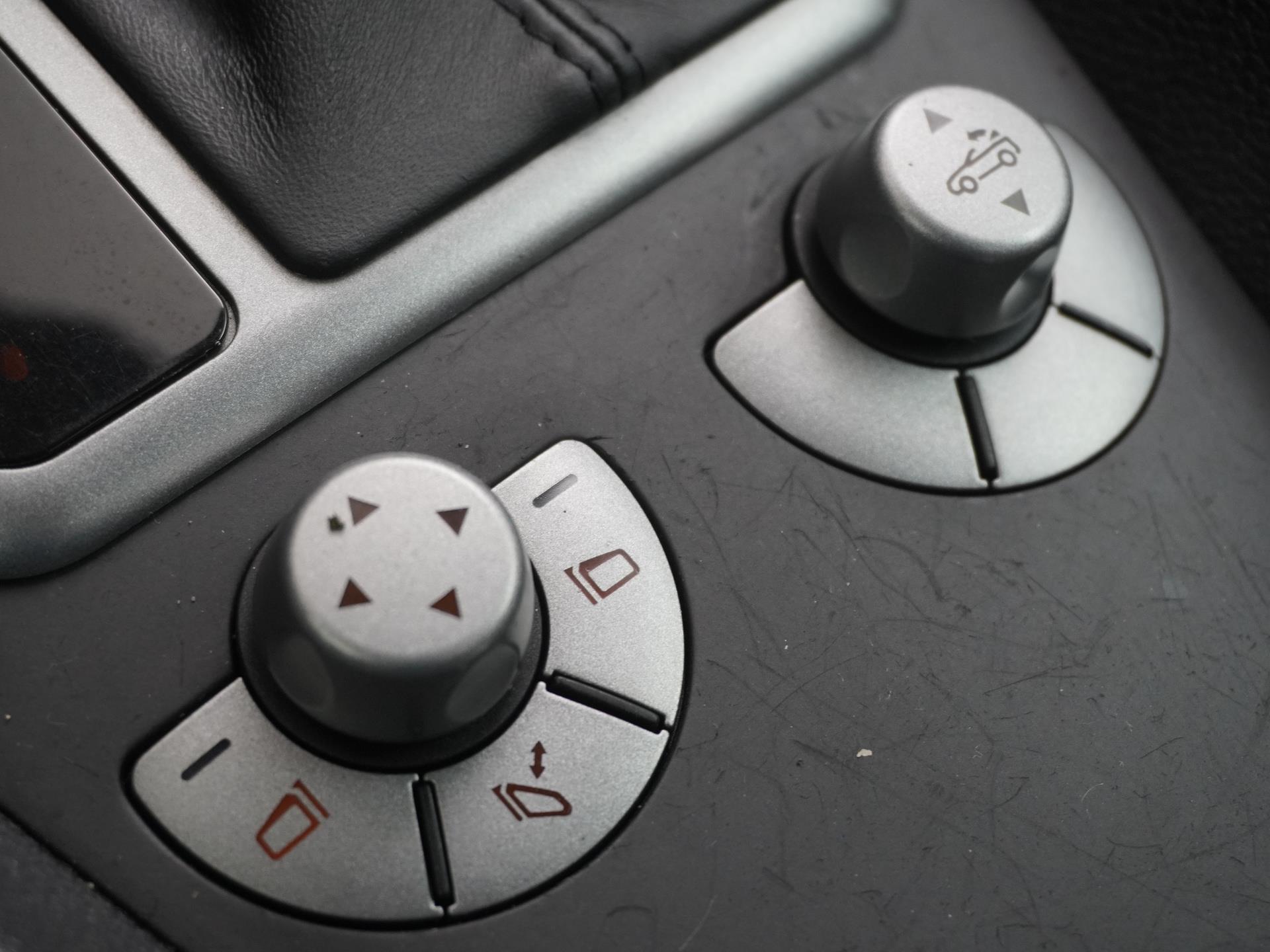 Mercedes-Benz SLK AMG 55 36