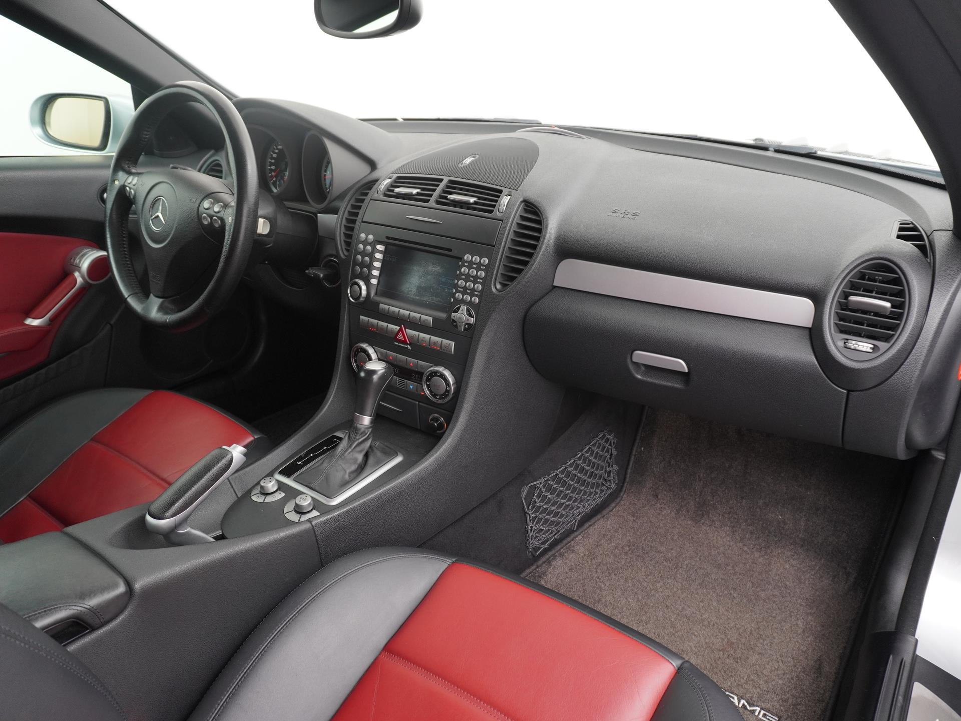 Mercedes-Benz SLK AMG 55 37