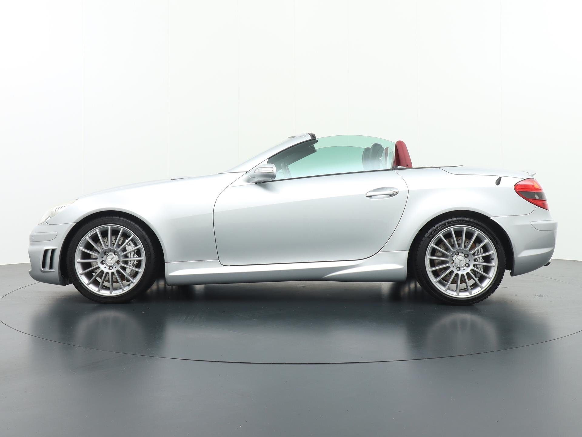 Mercedes-Benz SLK AMG 55 39