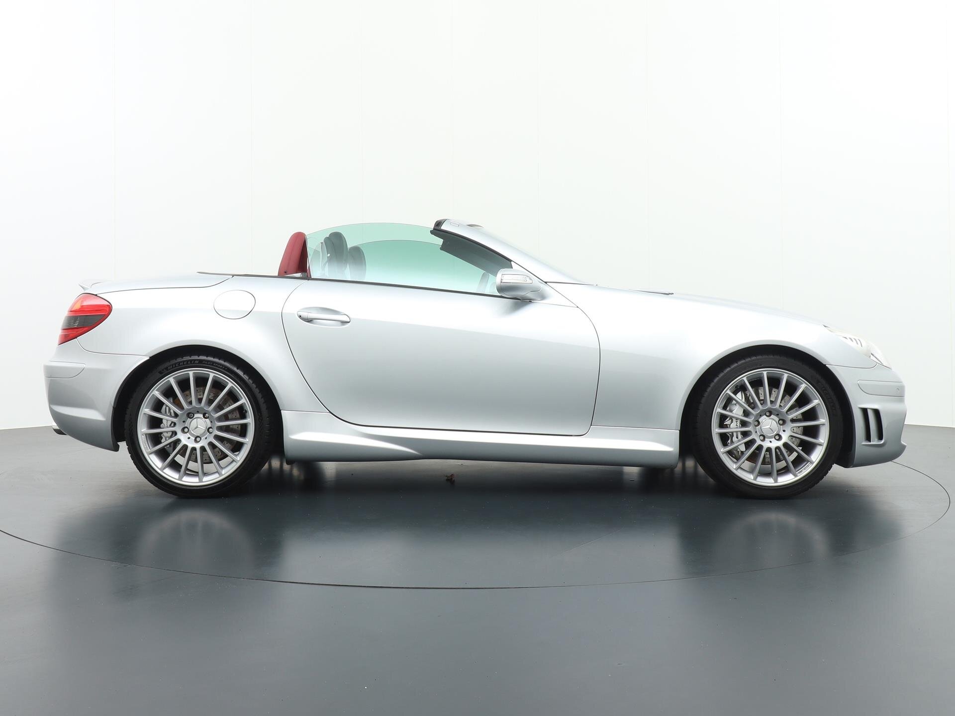 Mercedes-Benz SLK AMG 55 41
