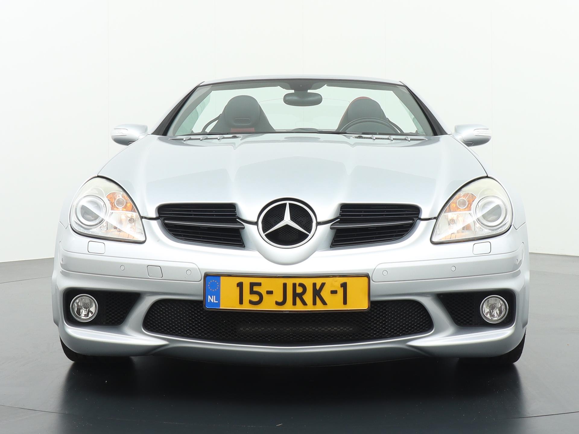 Mercedes-Benz SLK AMG 55 42
