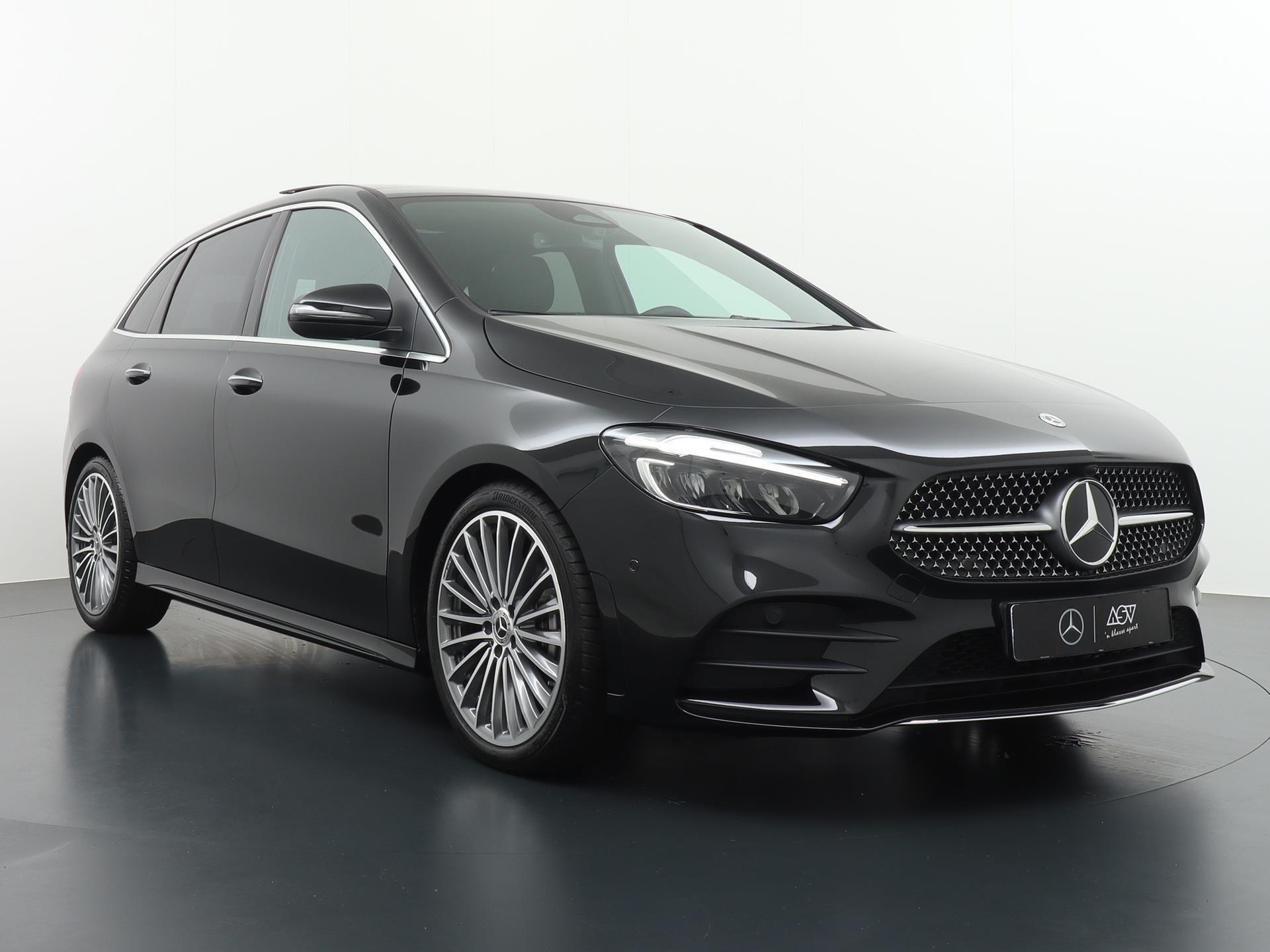 Mercedes-Benz B-Klasse 180 AMG Line 10