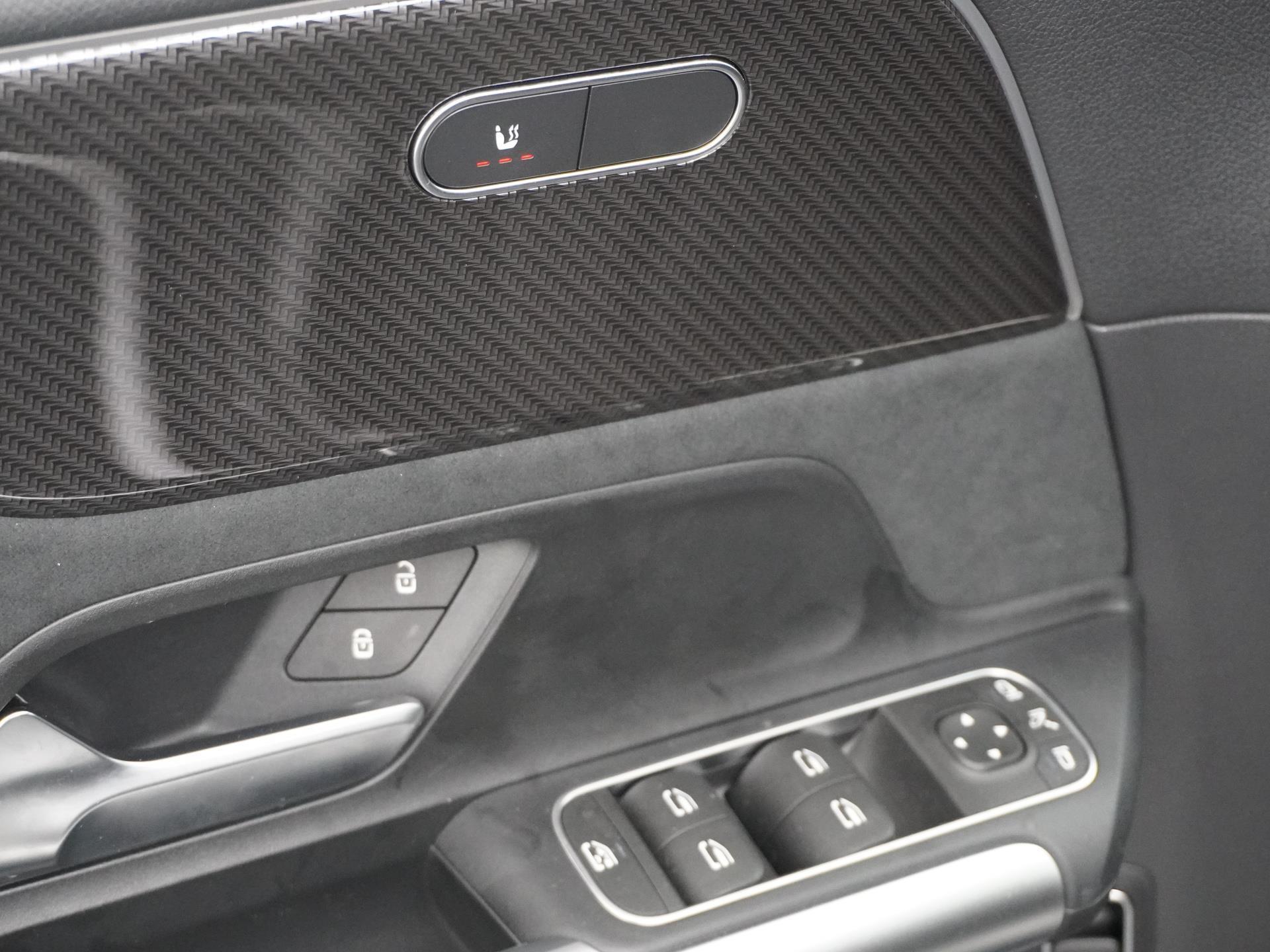 Mercedes-Benz B-Klasse 180 AMG Line 22