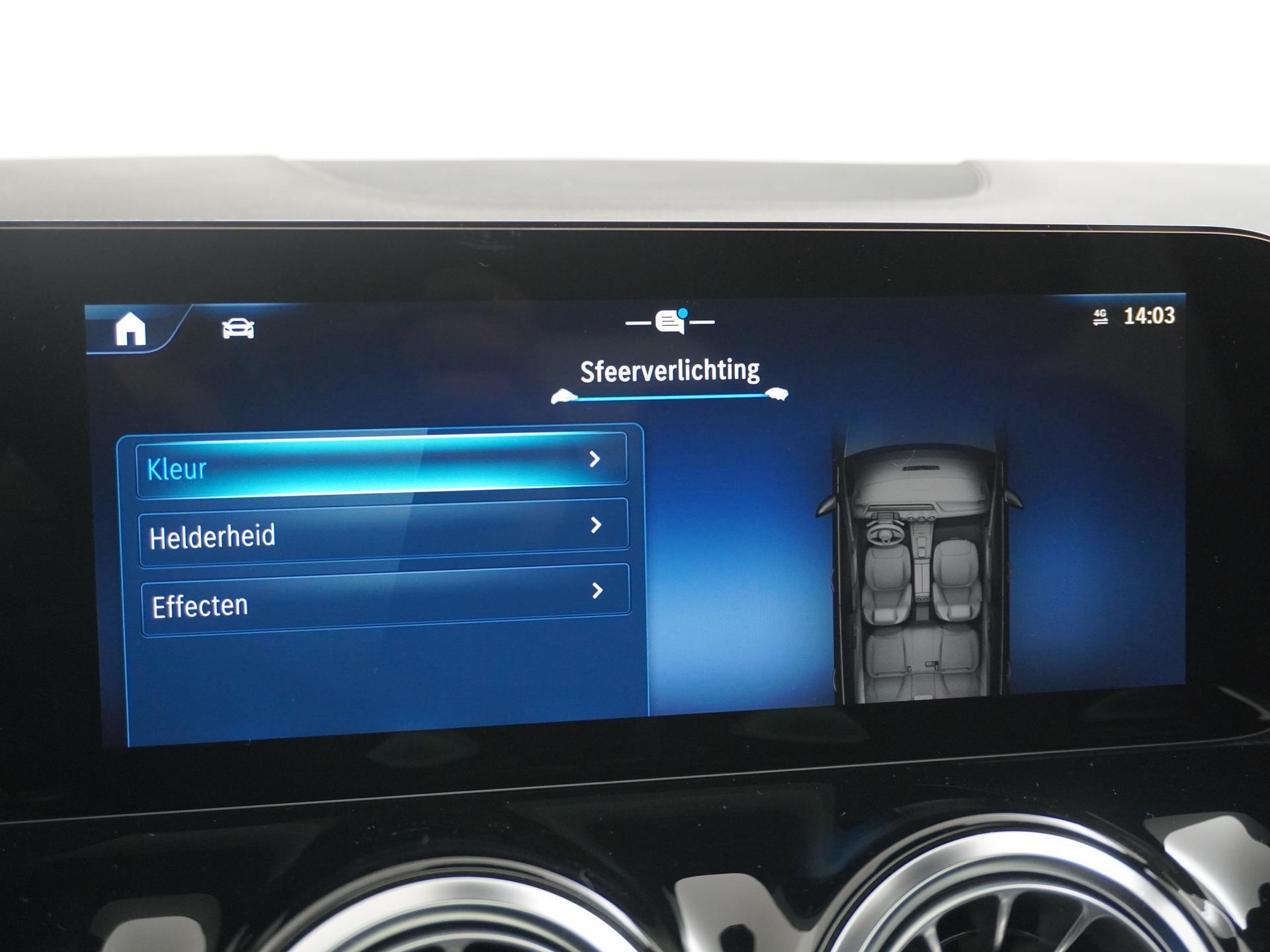 Mercedes-Benz B-Klasse 180 AMG Line 41