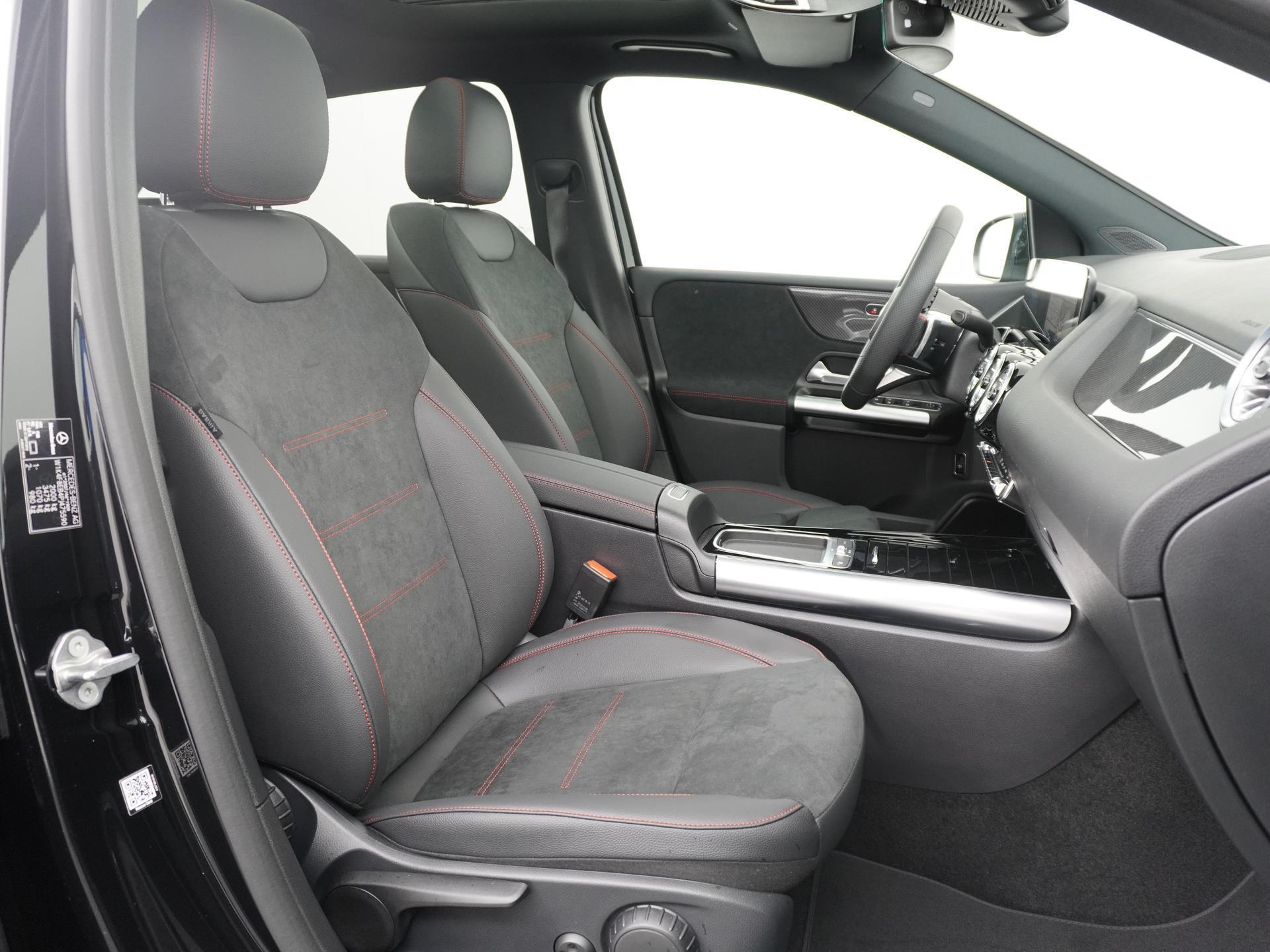 Mercedes-Benz B-Klasse 180 AMG Line 48