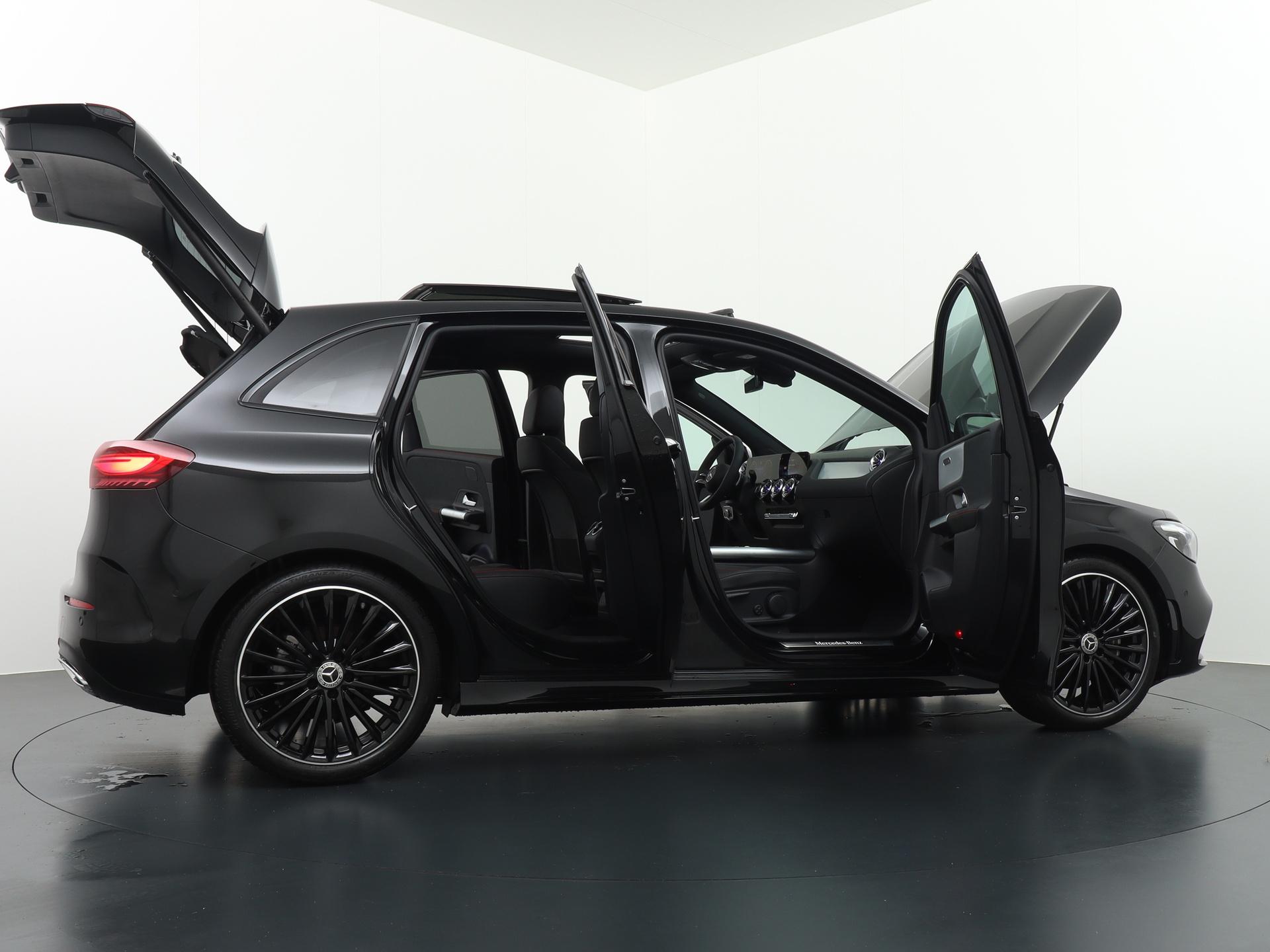 Mercedes-Benz B-Klasse 180 AMG Line 13