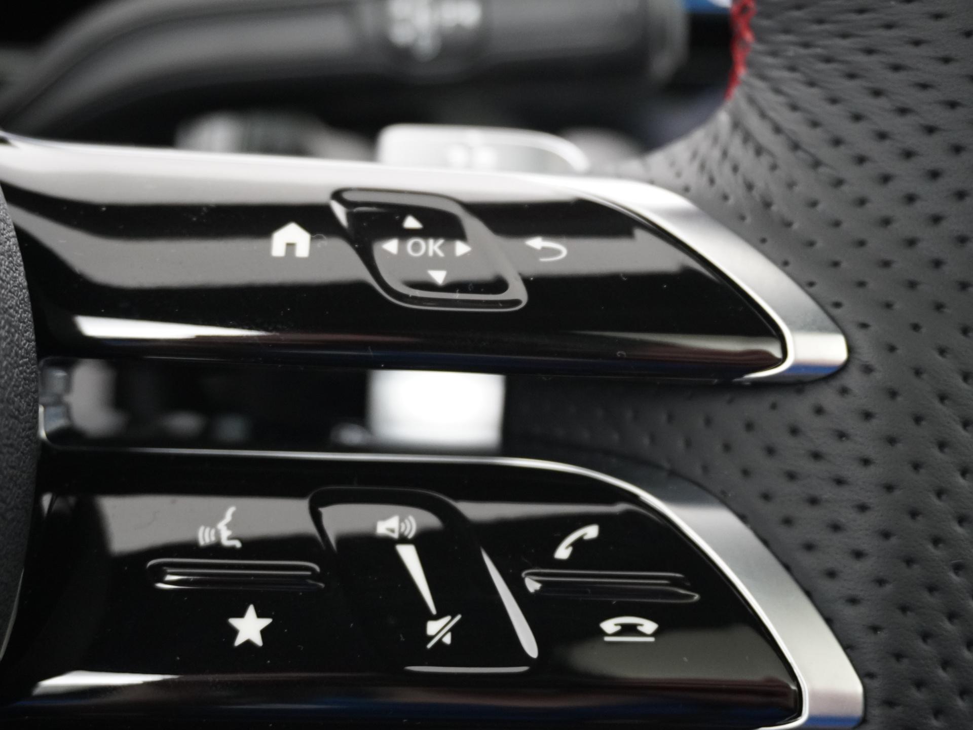 Mercedes-Benz B-Klasse 180 AMG Line 30