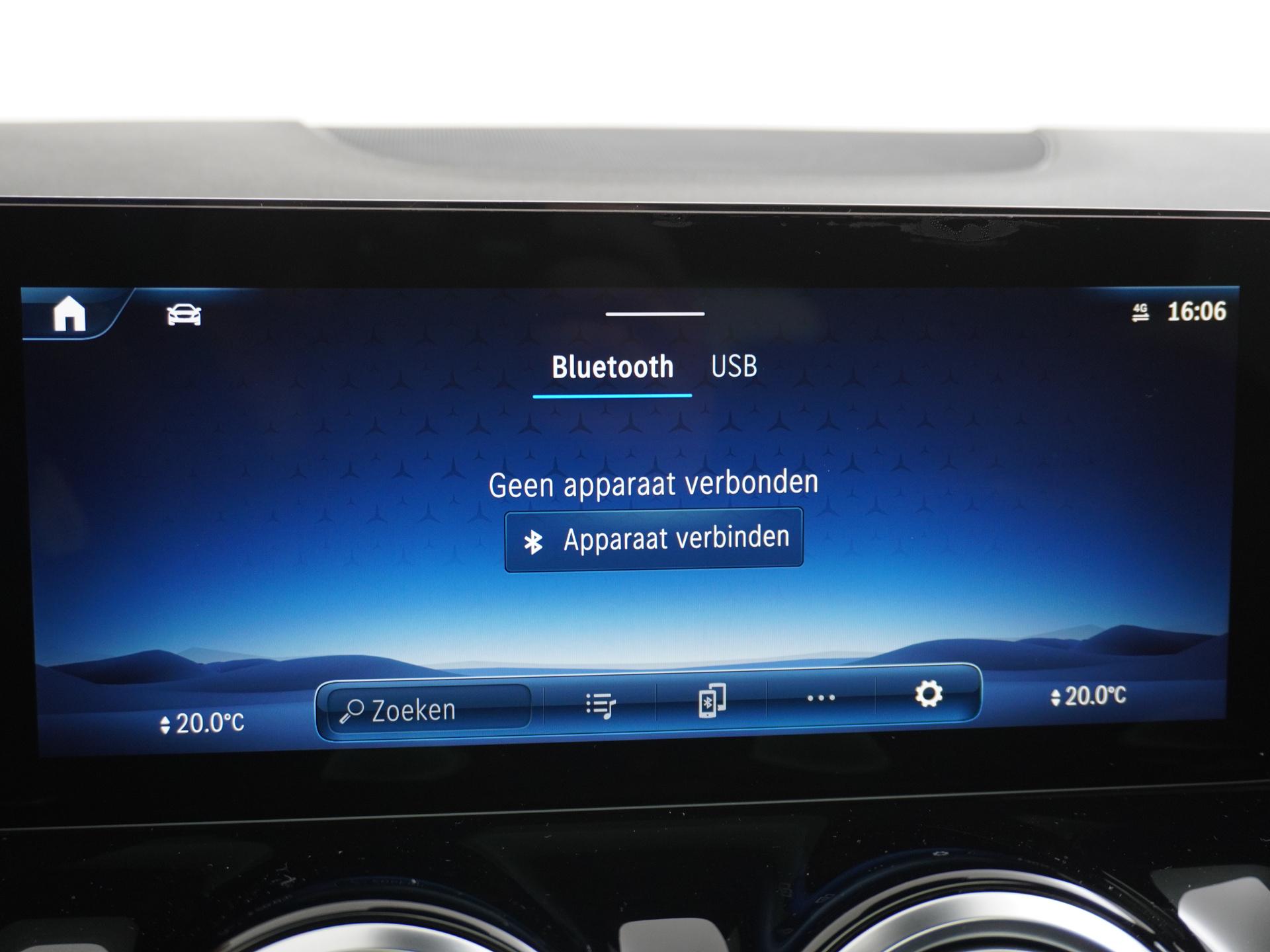 Mercedes-Benz B-Klasse 180 AMG Line 38