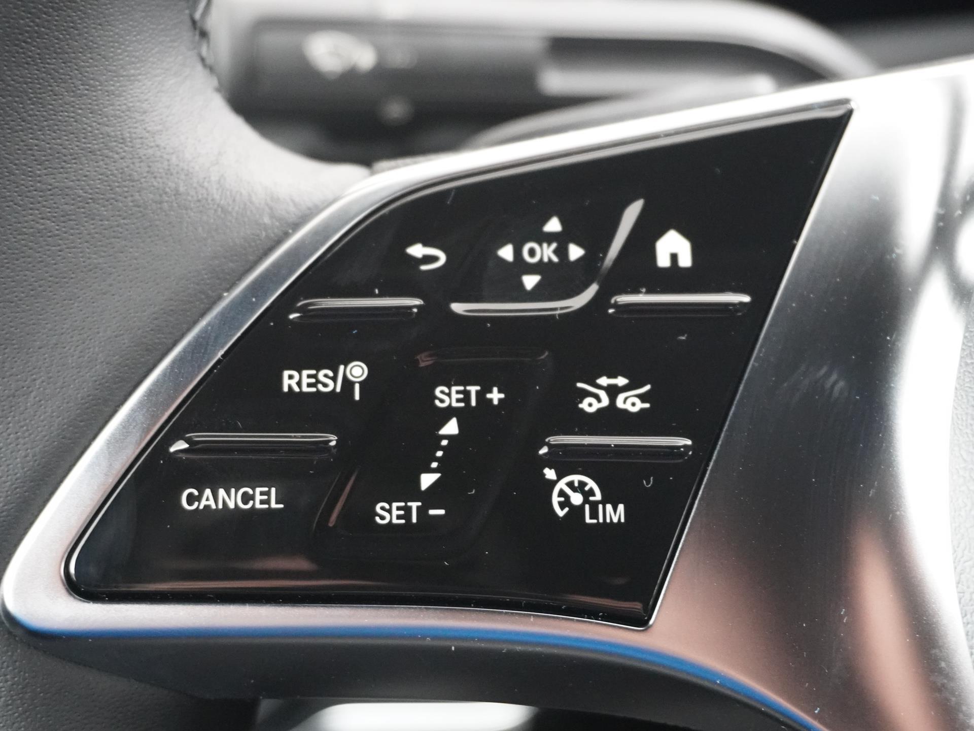 Mercedes-Benz CLA-Klasse 180 Business Line 5