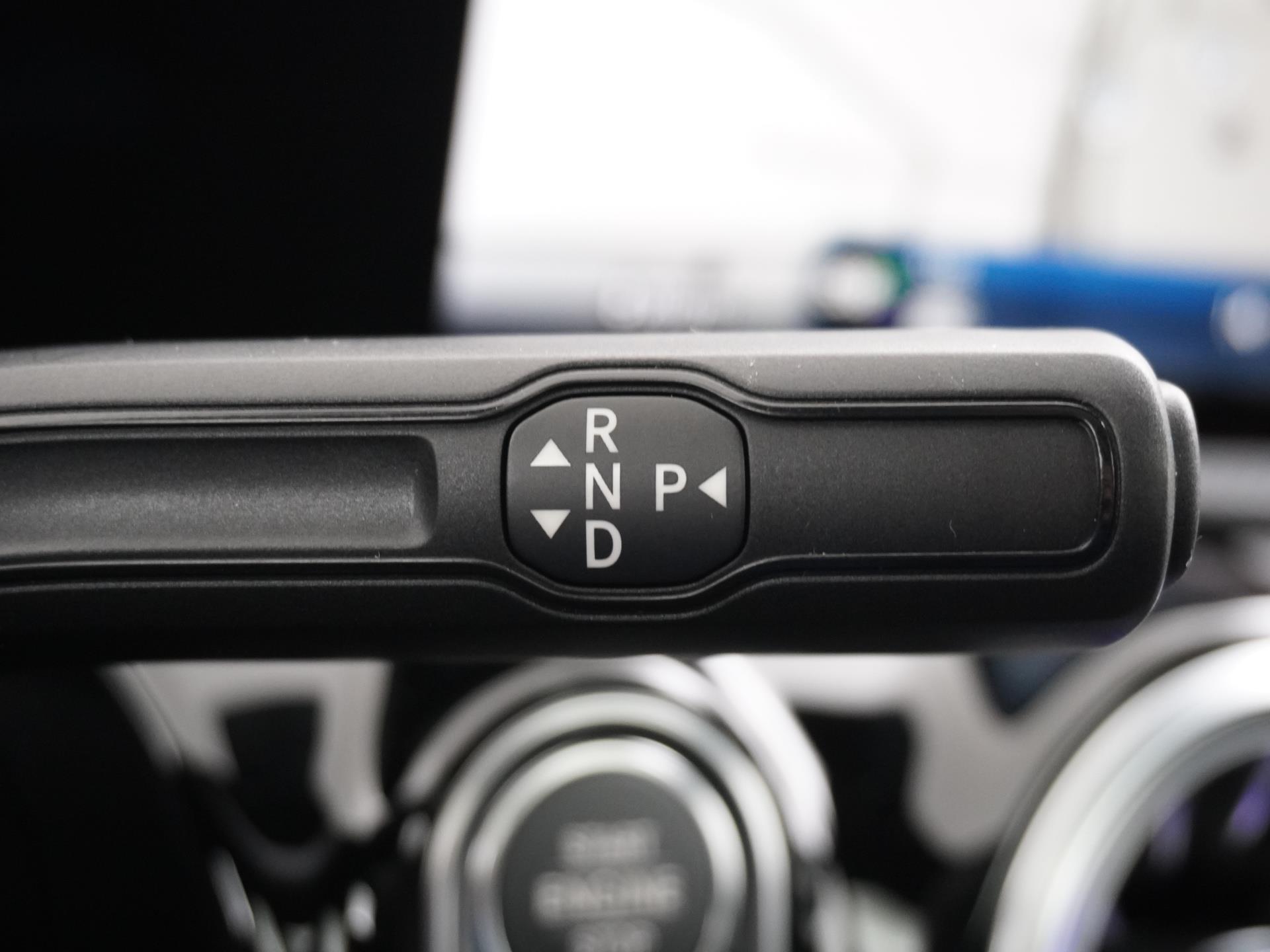 Mercedes-Benz CLA-Klasse 180 AMG Line 27