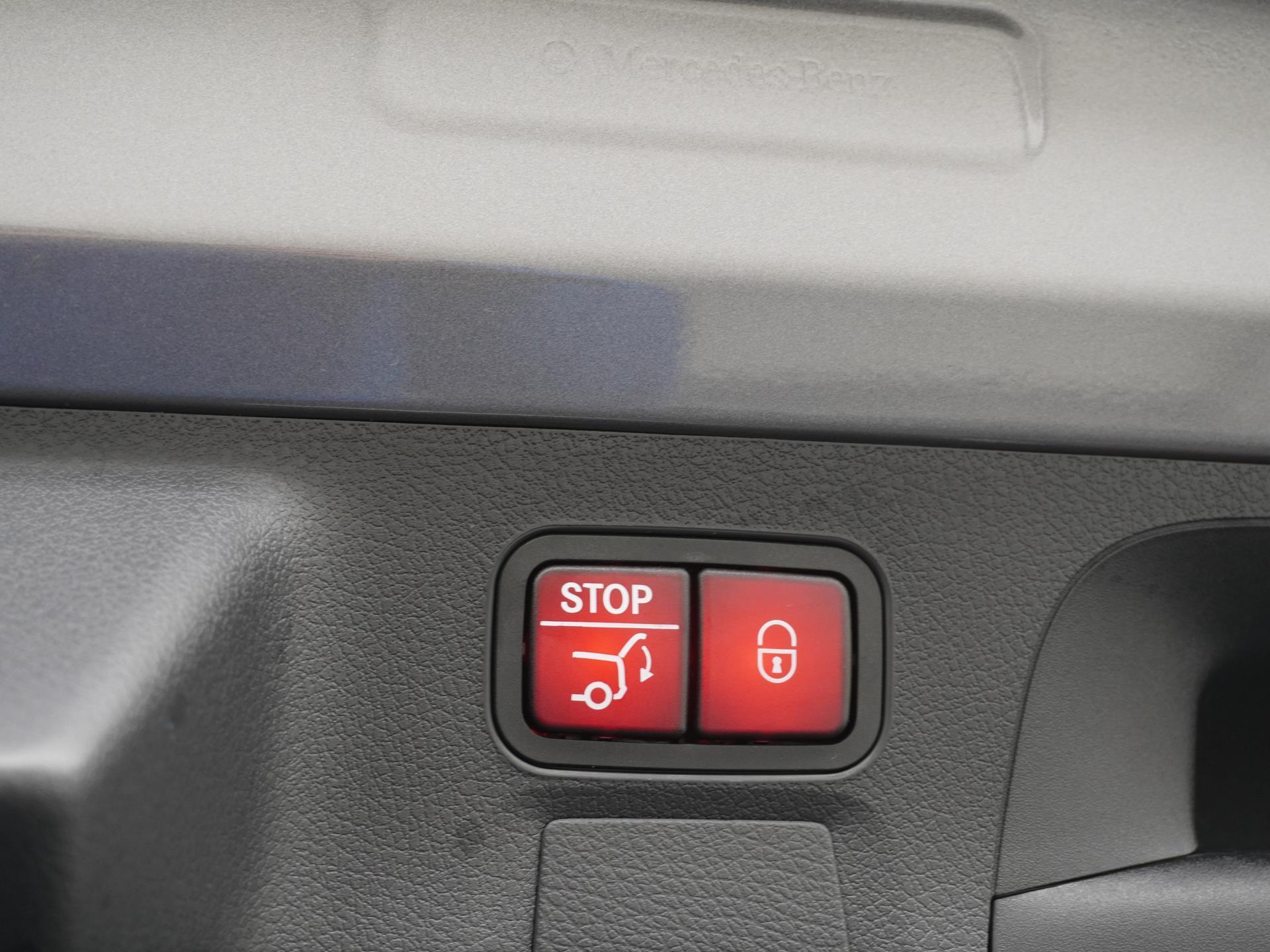 Mercedes-Benz CLA-Klasse Shooting Brake 200 AMG Line 10