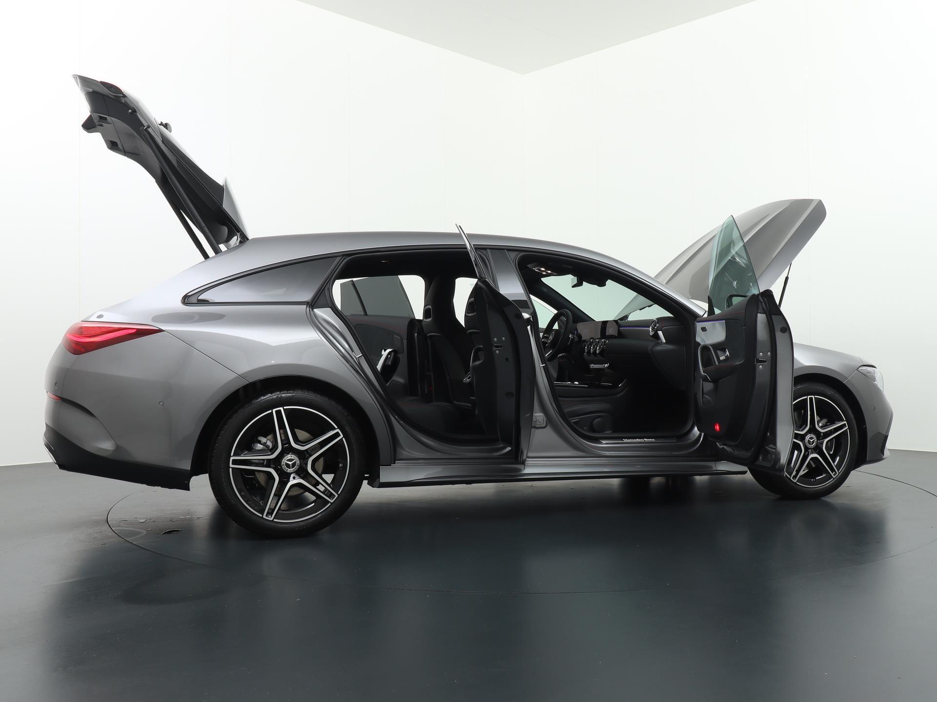 Mercedes-Benz CLA-Klasse Shooting Brake 200 AMG Line 15