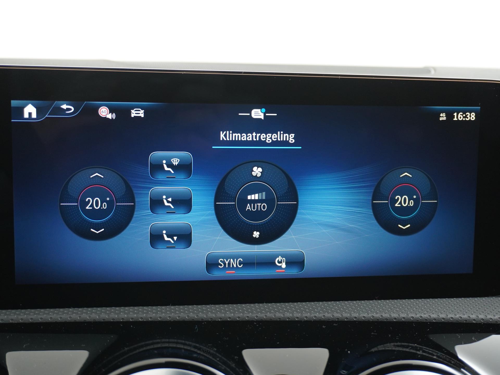 Mercedes-Benz CLA-Klasse Shooting Brake 200 AMG Line 44