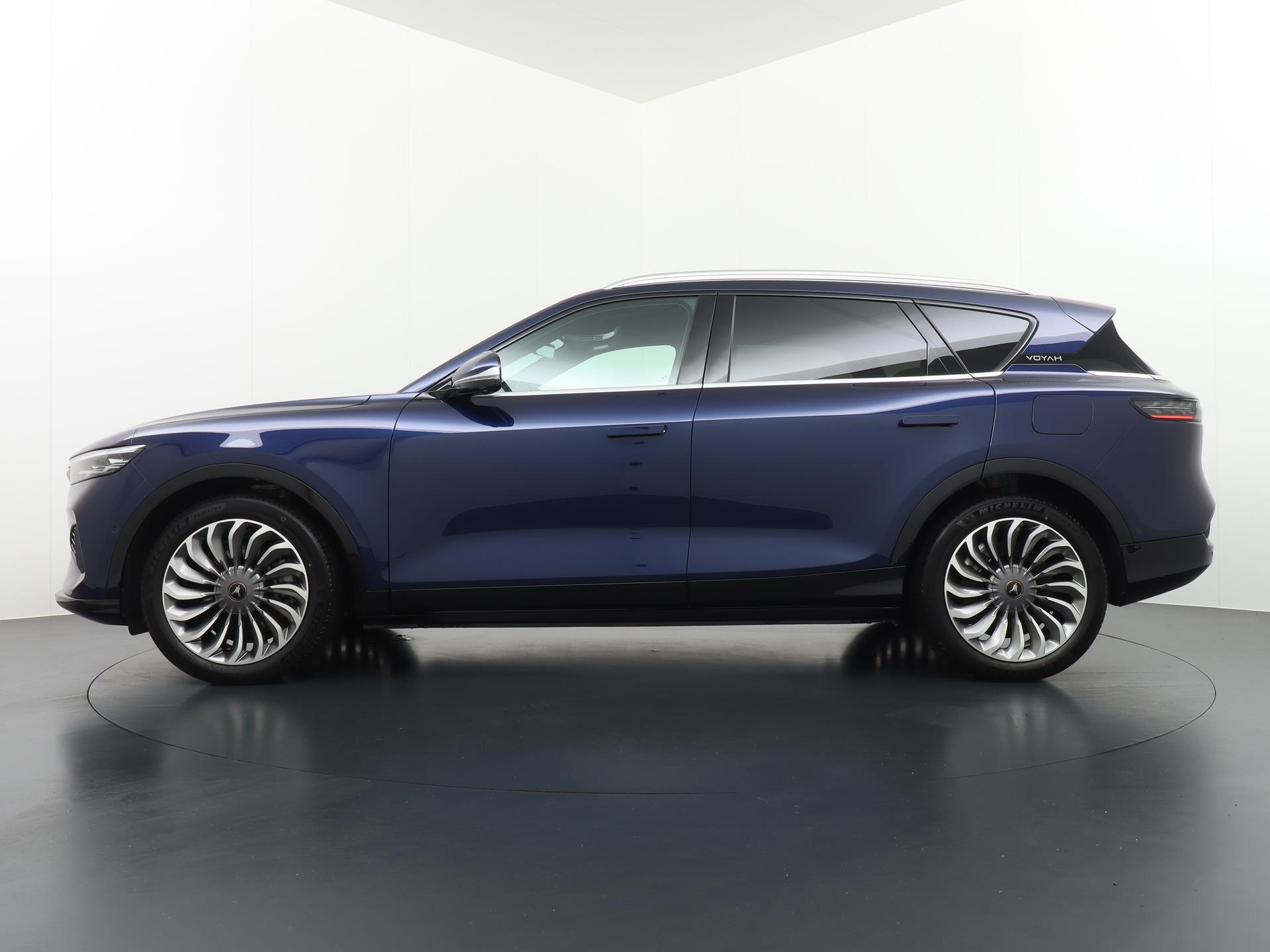 VOYAH Free 4WD 106 kWh Accu 1