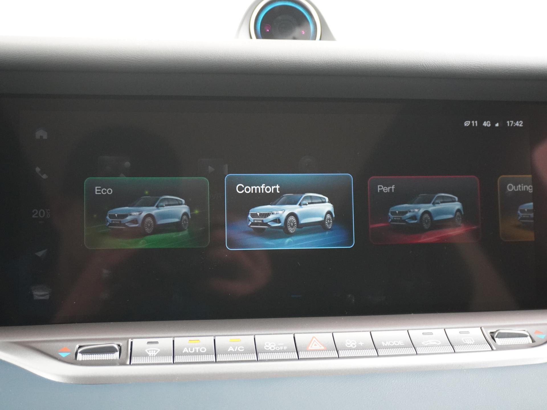 VOYAH Free 4WD 106 kWh Accu 53