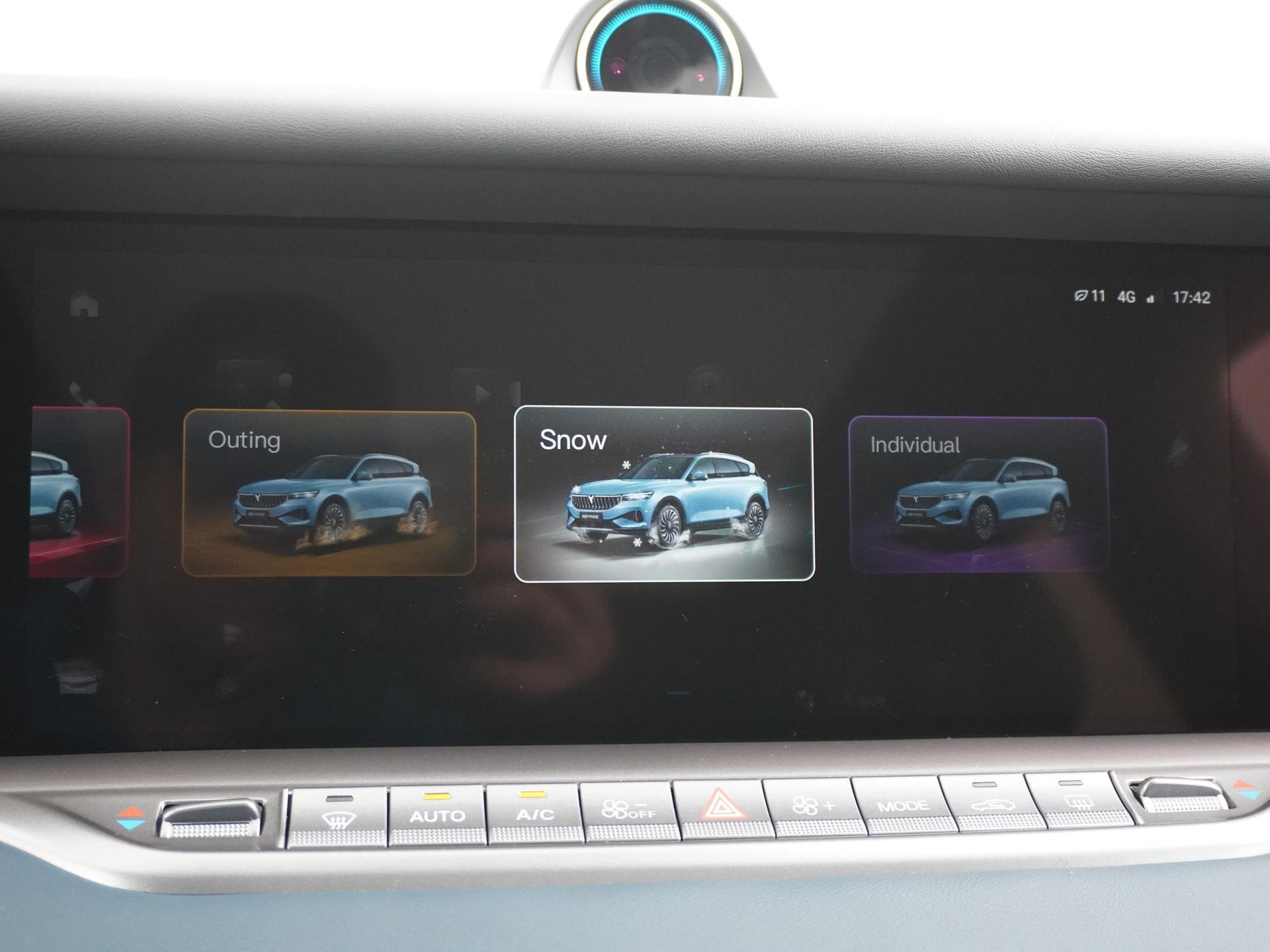 VOYAH Free 4WD 106 kWh Accu 54