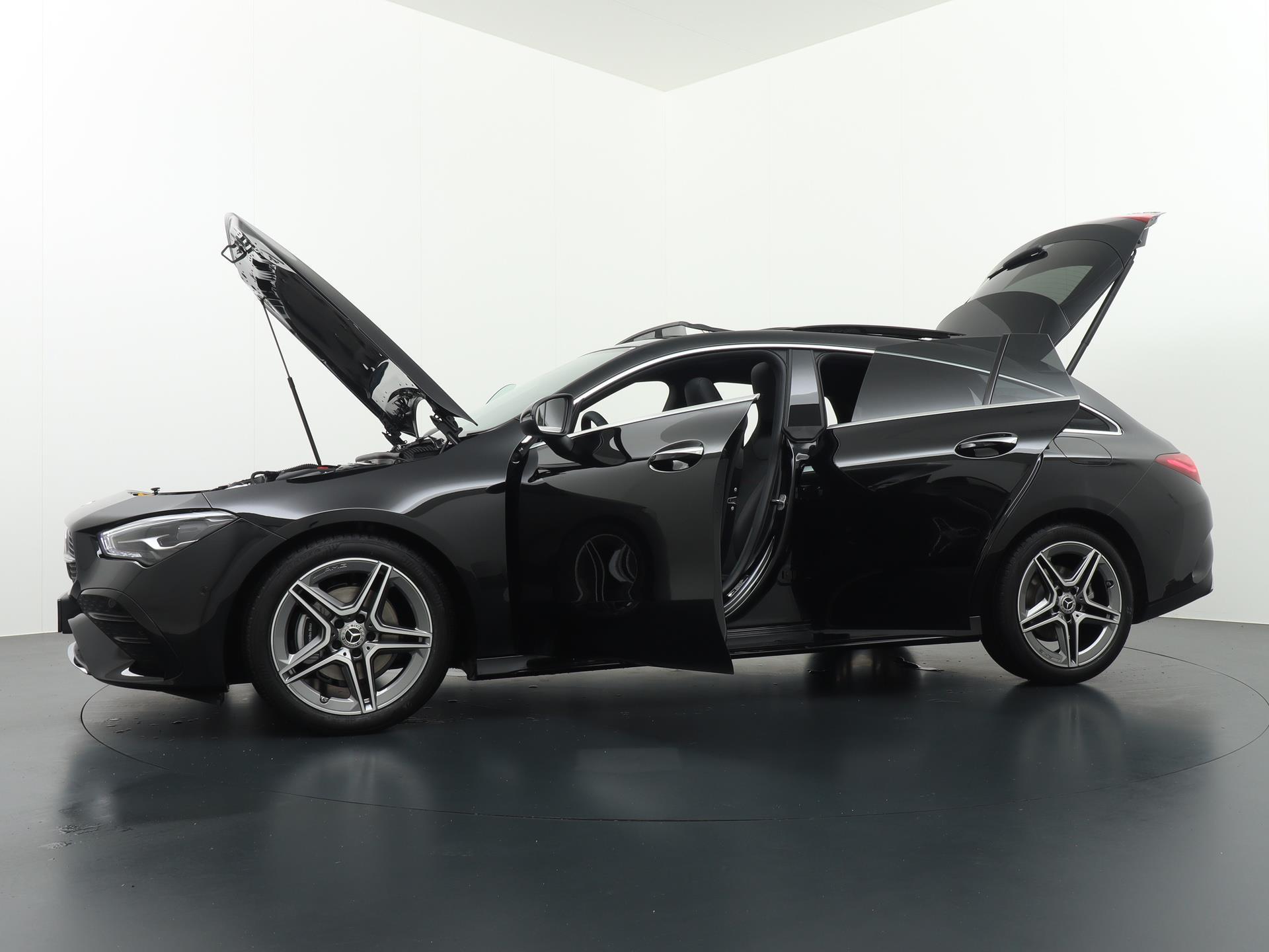 Mercedes-Benz CLA-Klasse Shooting Brake 180 Star Edition AMG Line 17