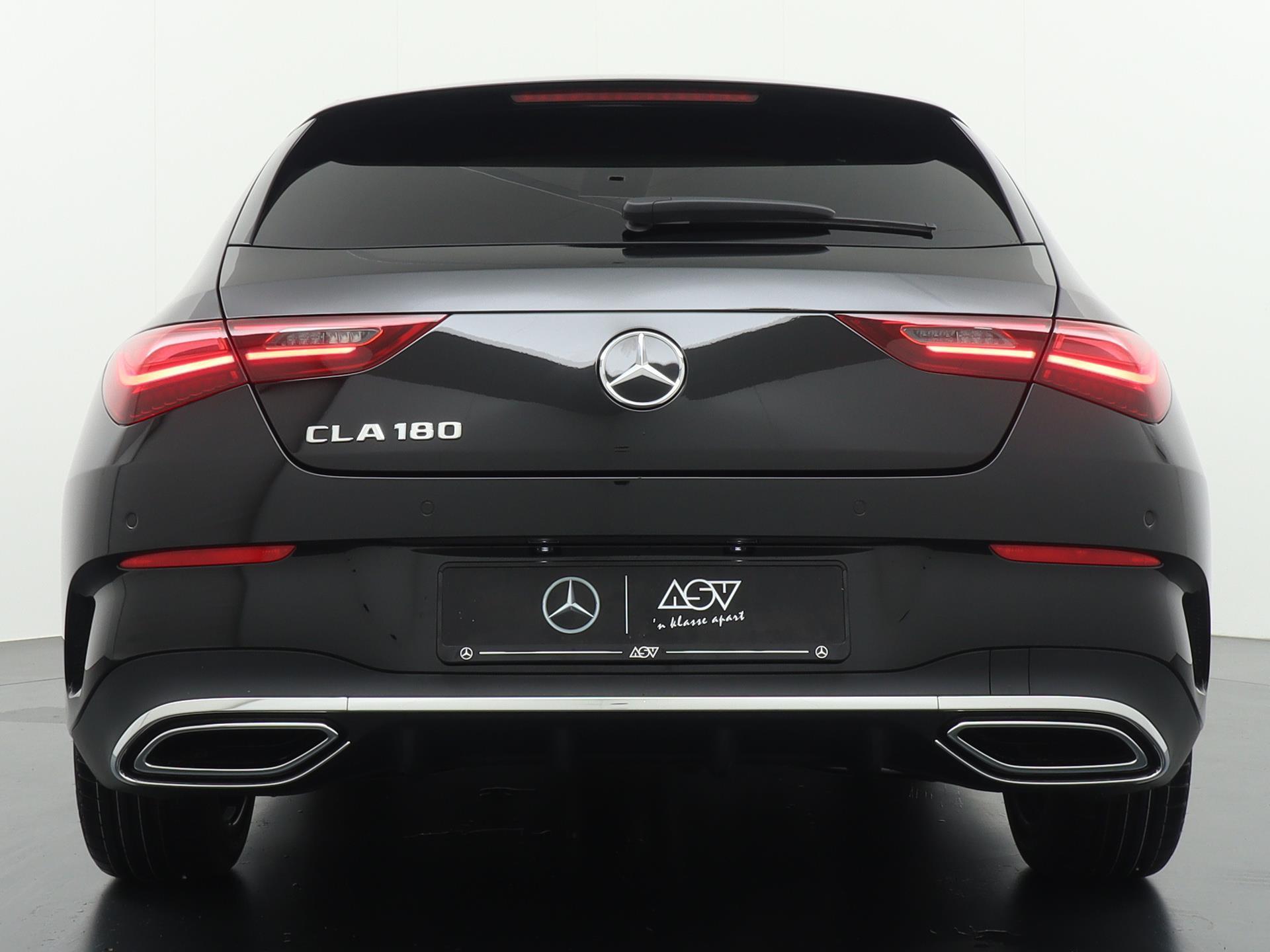 Mercedes-Benz CLA-Klasse Shooting Brake 180 Star Edition AMG Line 6