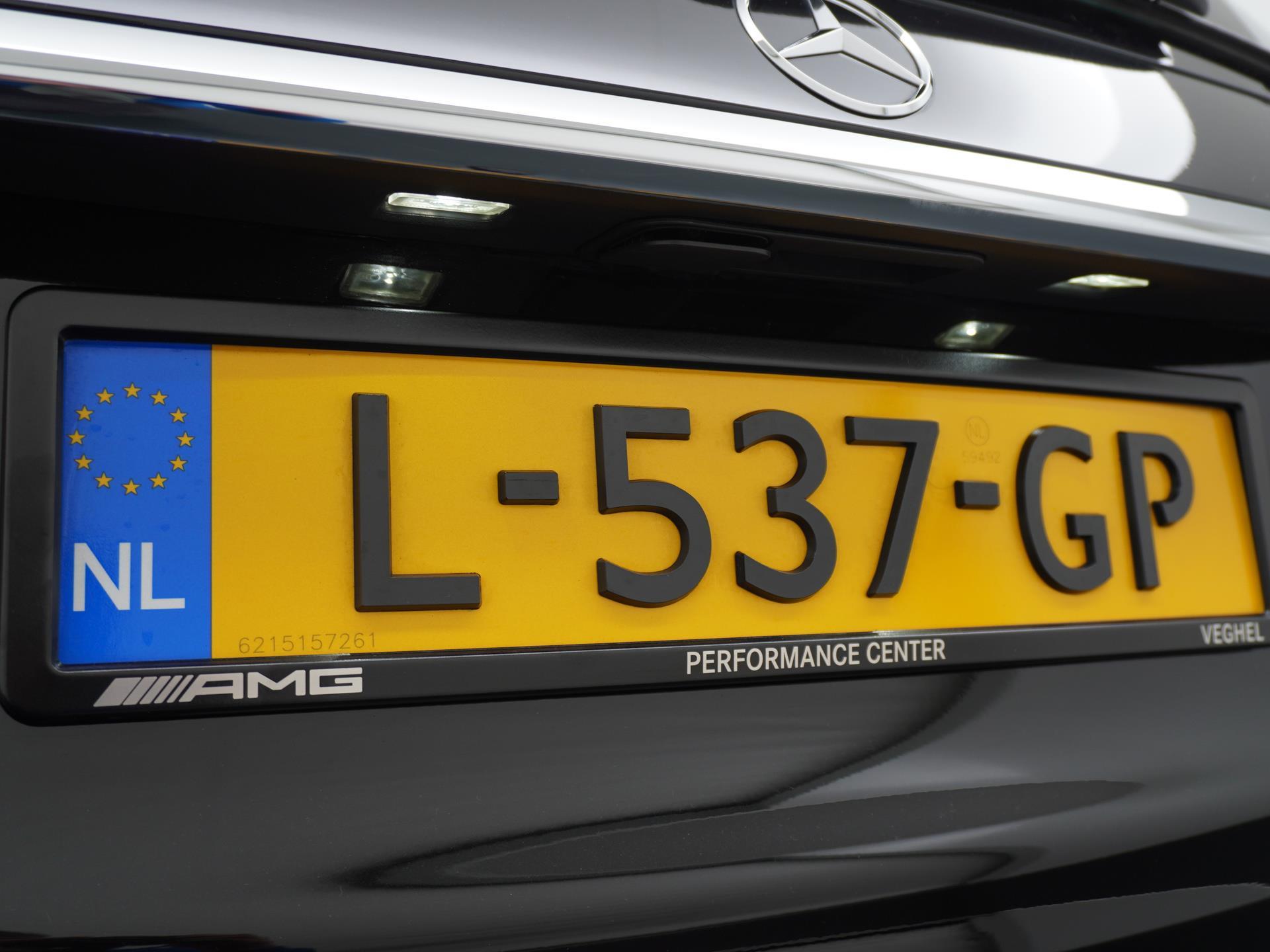 Mercedes-Benz E-Klasse Estate AMG 63 S 4MATIC+ 12