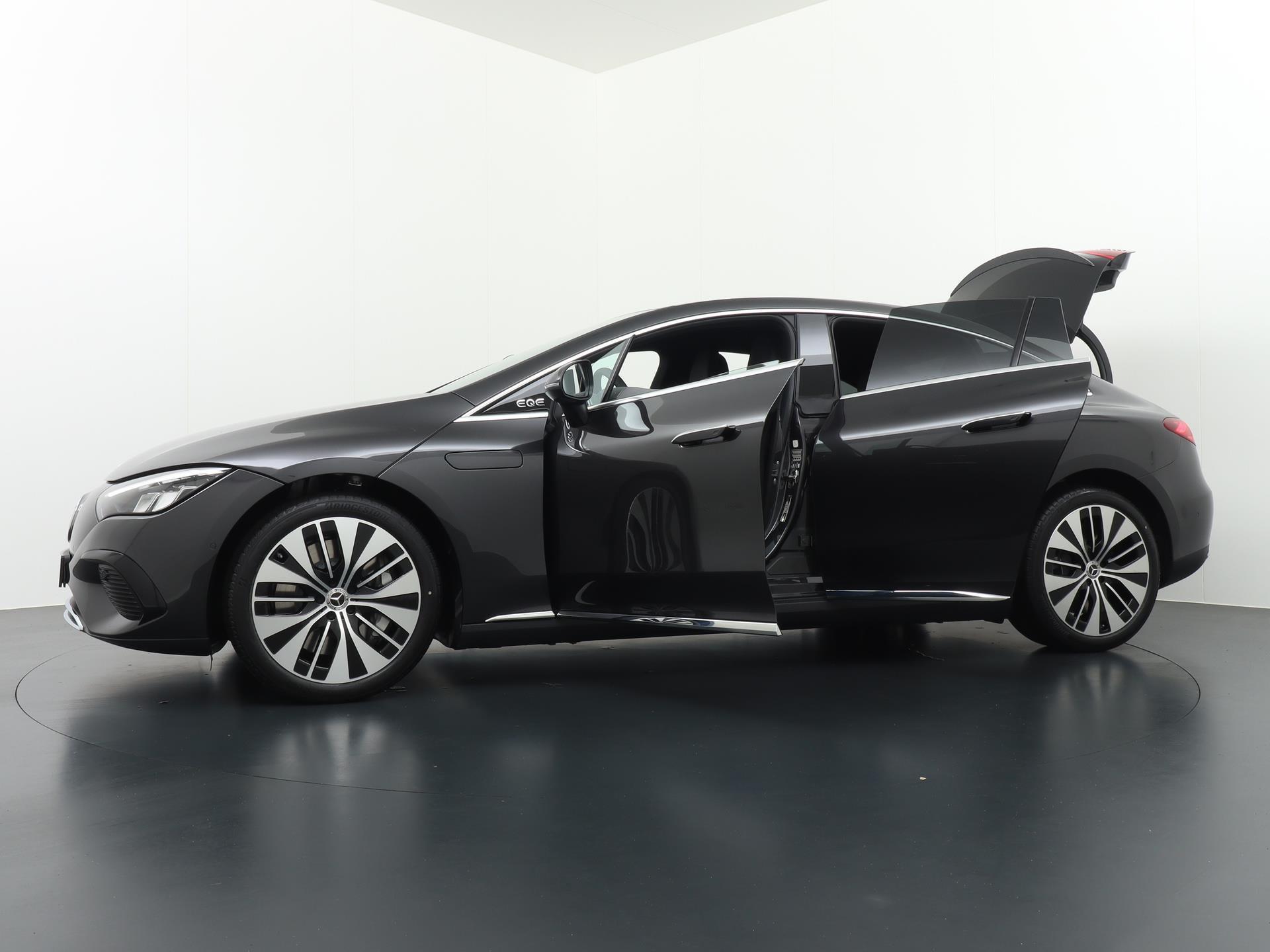 Mercedes-Benz EQE 300 Business Edition 89 kWh Accu 14