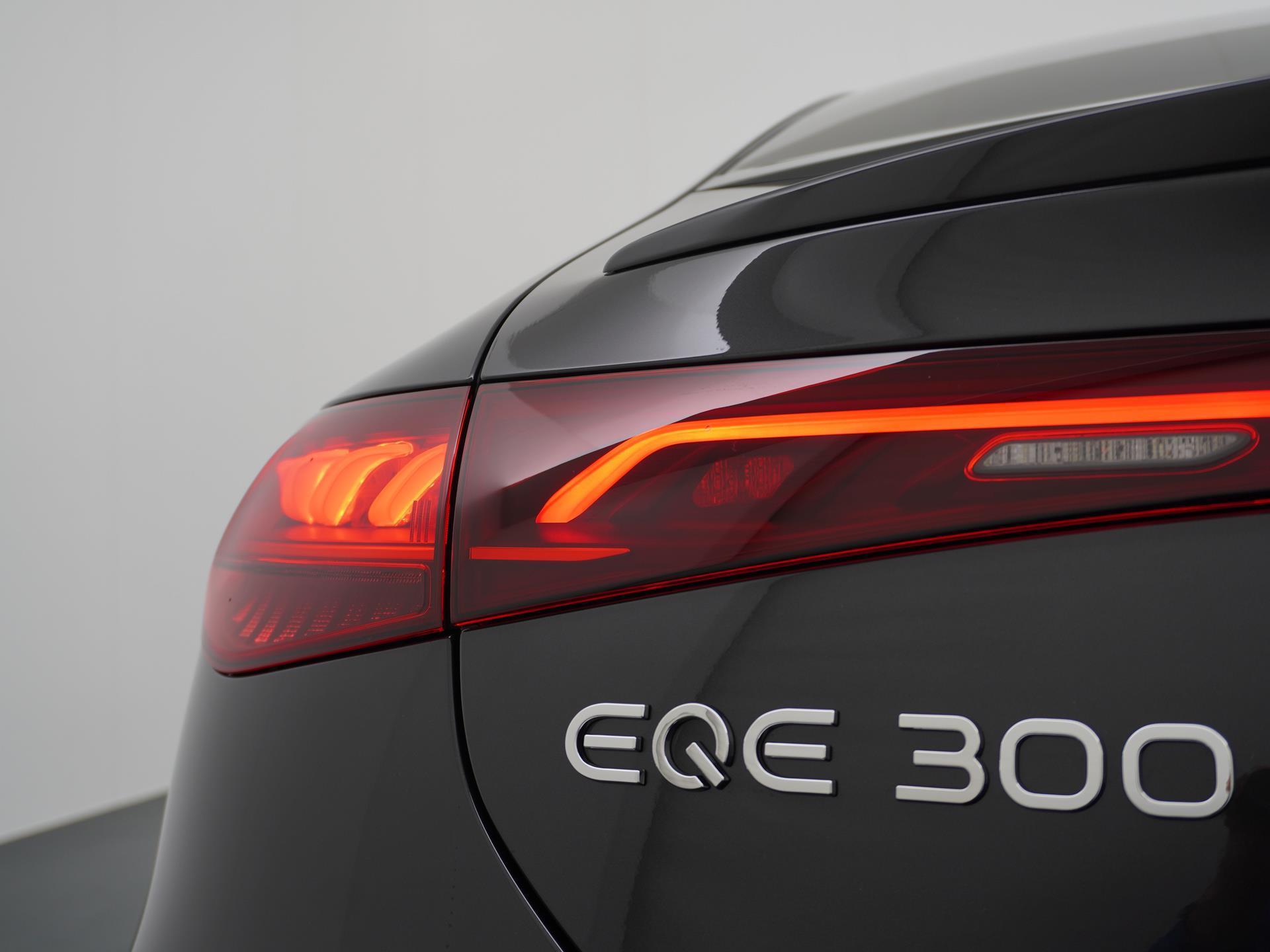 Mercedes-Benz EQE 300 Business Edition 89 kWh Accu 15