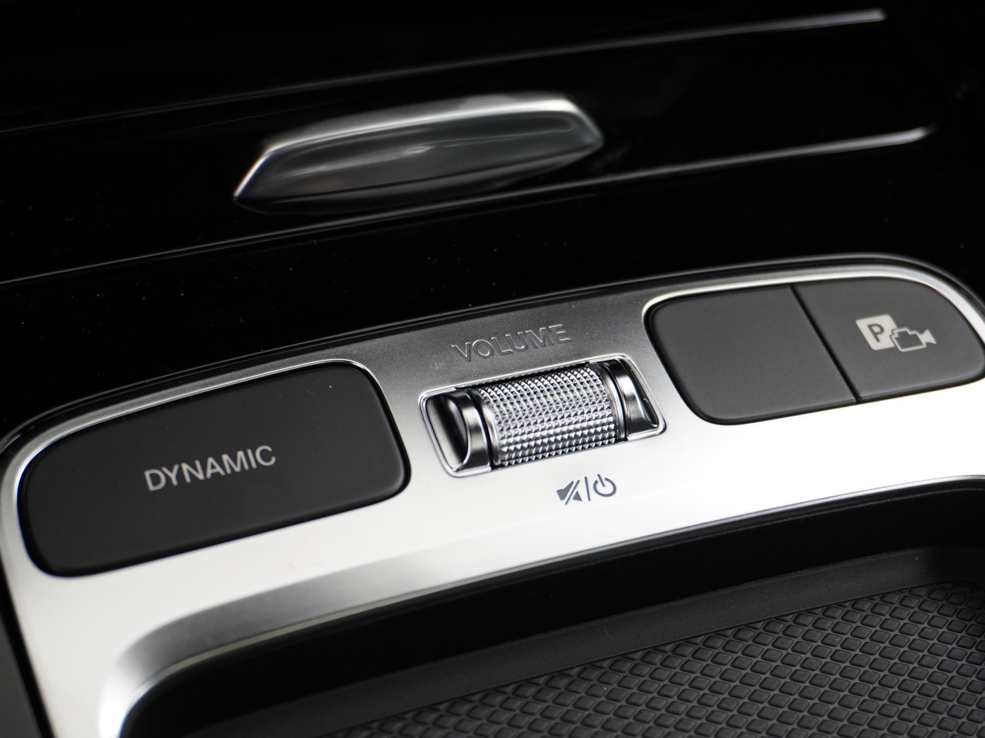 Mercedes-Benz A-klasse 180 Star Edition AMG Line 48