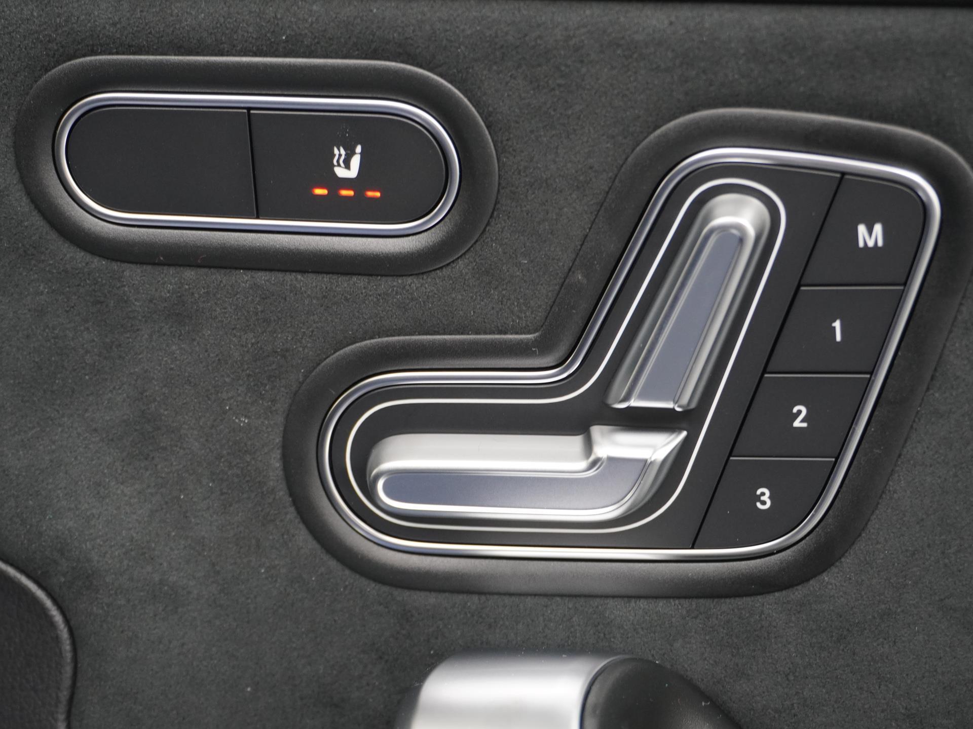 Mercedes-Benz A-klasse 180 Star Edition AMG Line 51