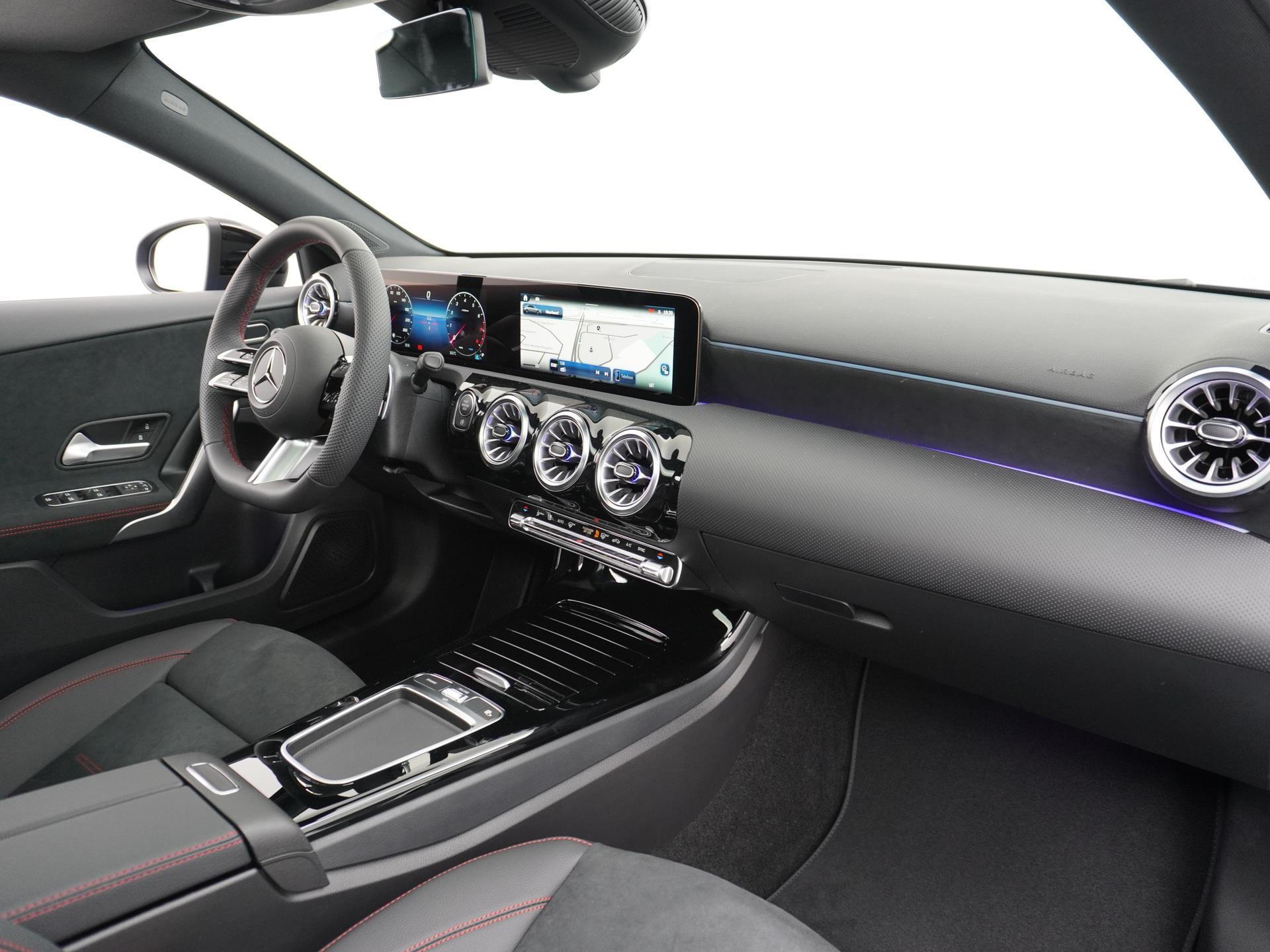 Mercedes-Benz A-Klasse 180 Star Edition AMG Line 10