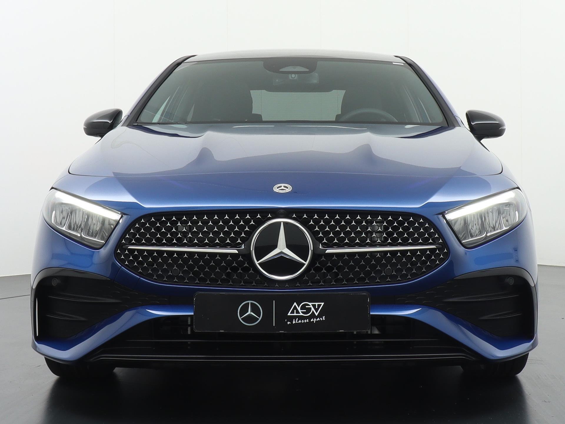 Mercedes-Benz A-Klasse 180 Star Edition AMG Line 13