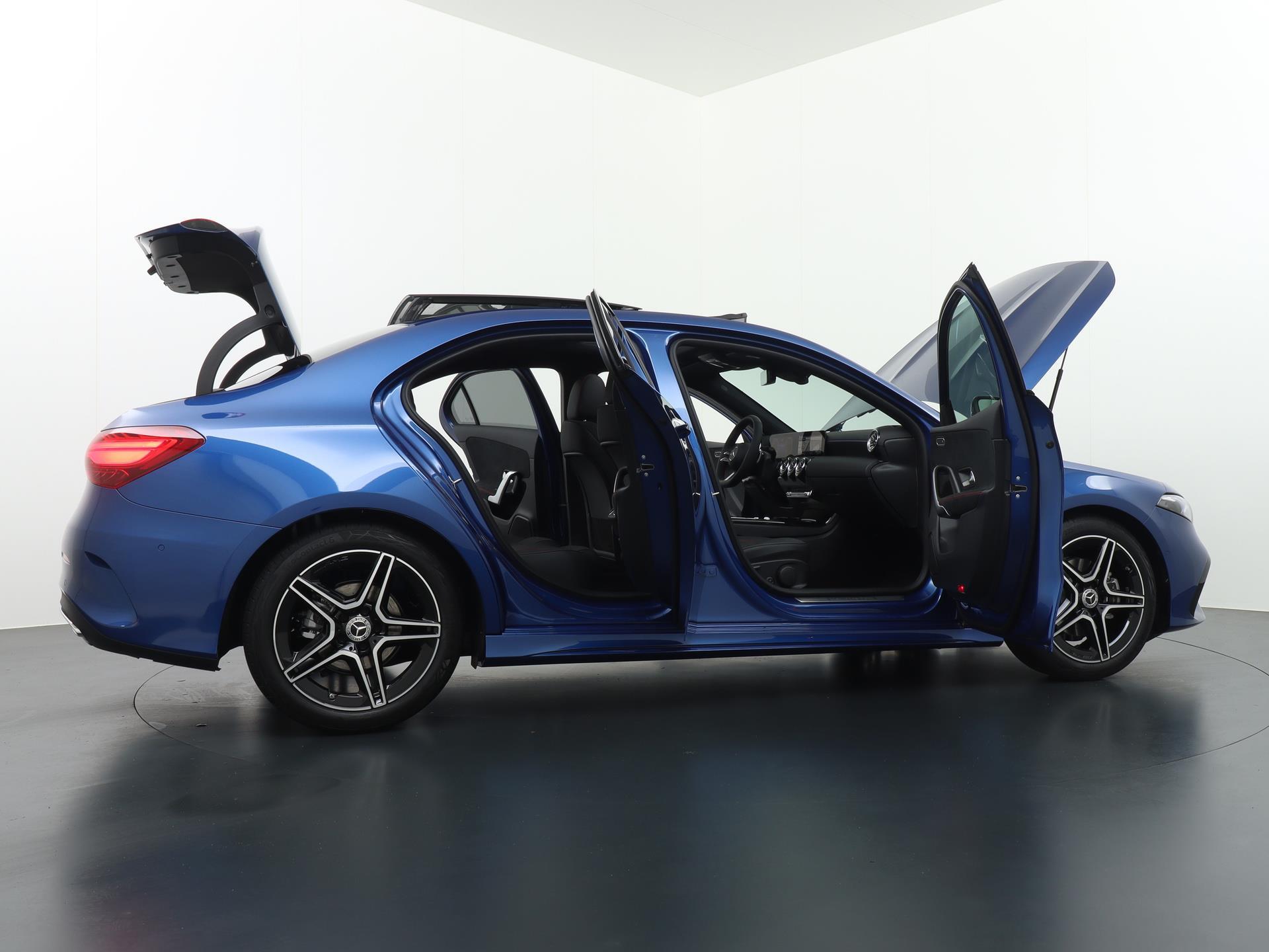 Mercedes-Benz A-Klasse 180 Star Edition AMG Line 15