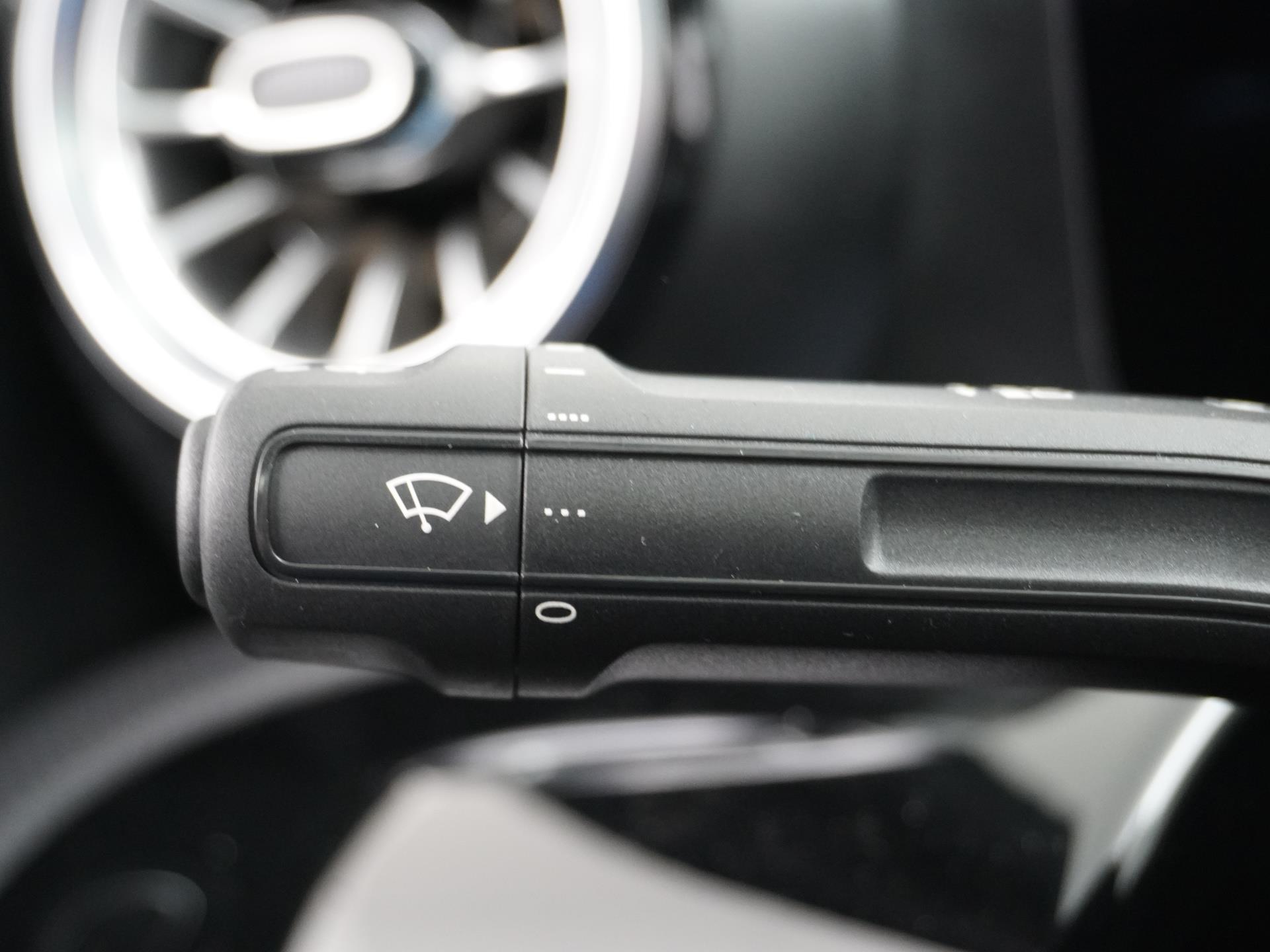 Mercedes-Benz A-Klasse 180 Star Edition AMG Line 29